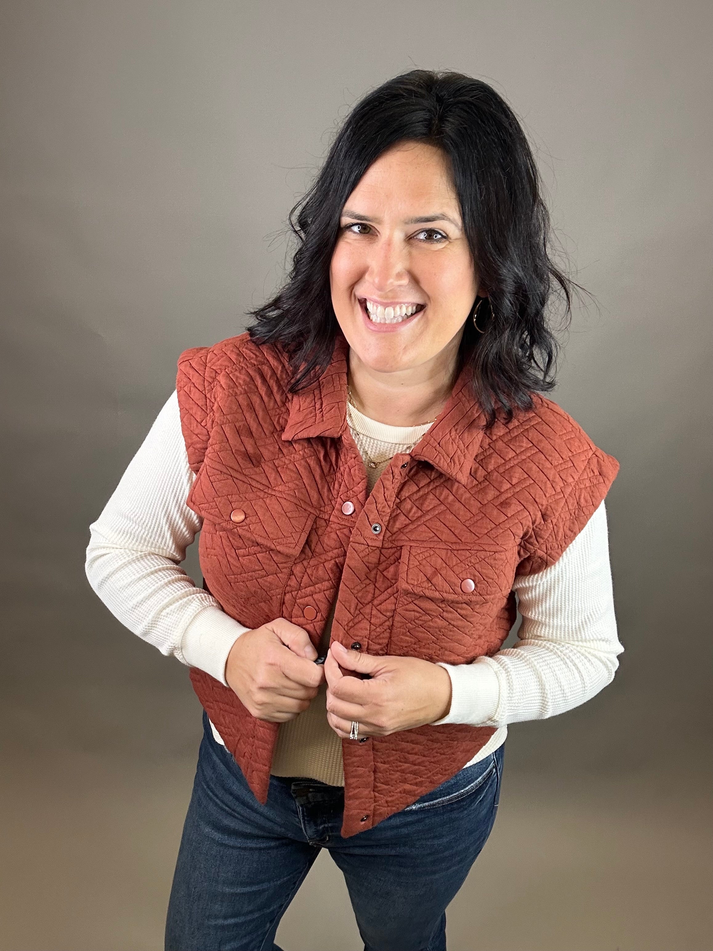 Rust Quilted Snap Vest Outerwear - Vest DOE & RAE
