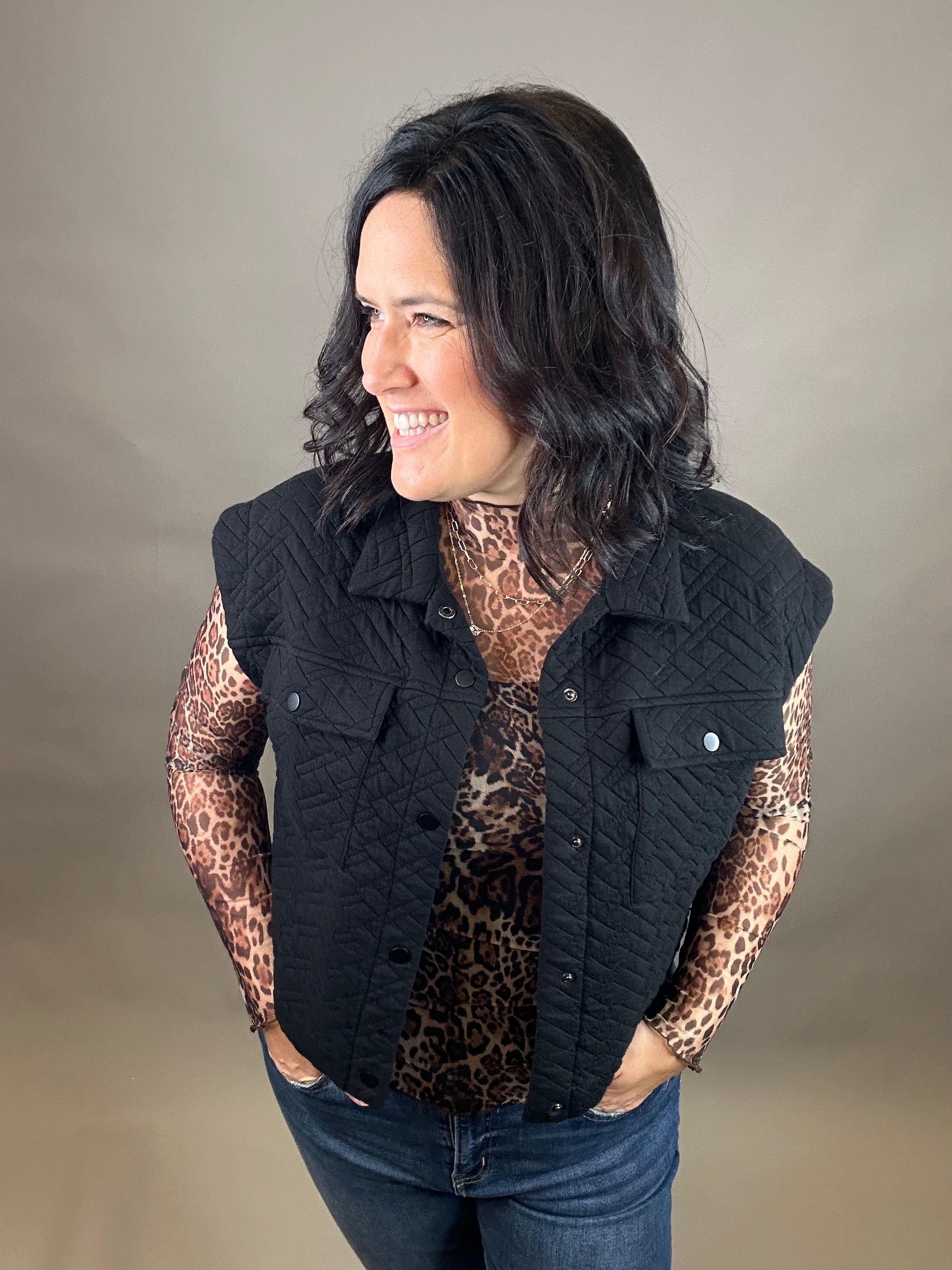 Black Quilted Snap Vest Outerwear - Vest DOE & RAE