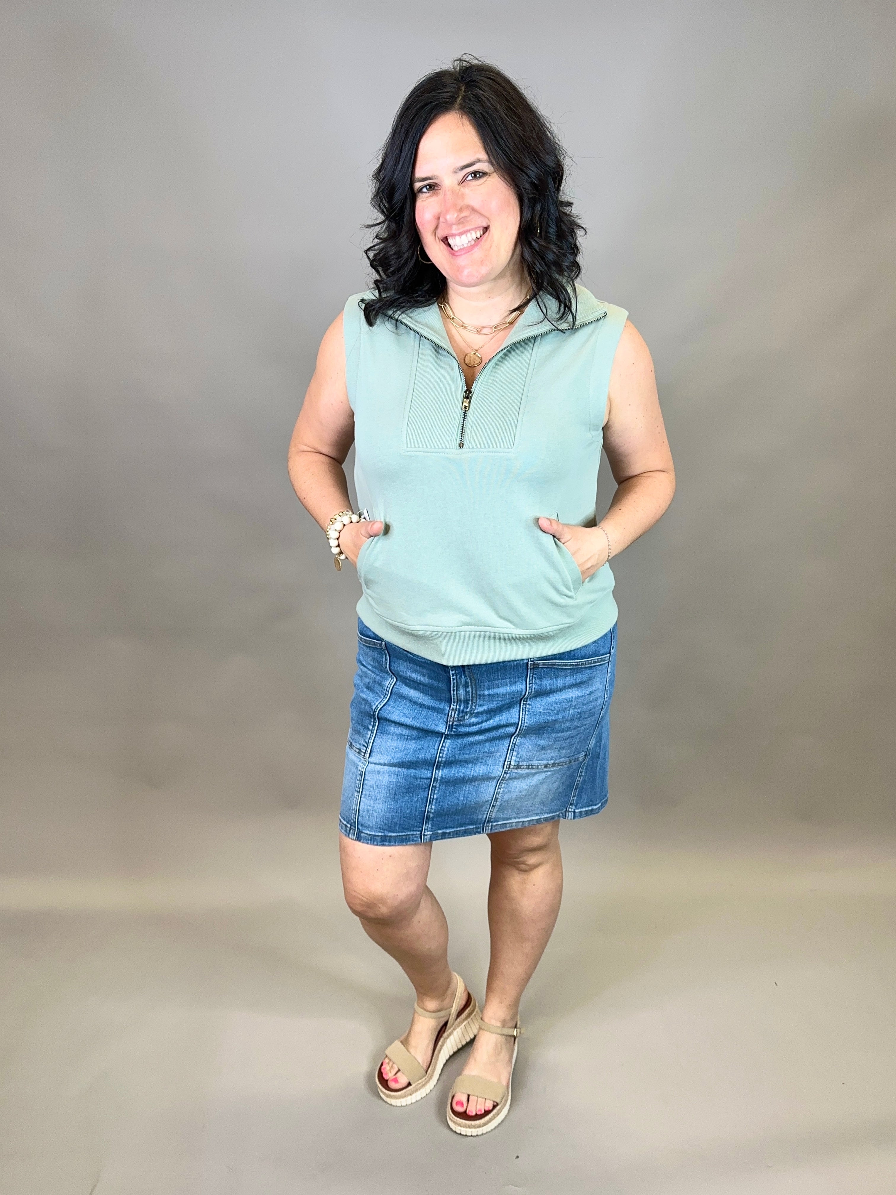 Thyme Zip Front Sleeveless Top Top- Sweatshirt DOE & RAE