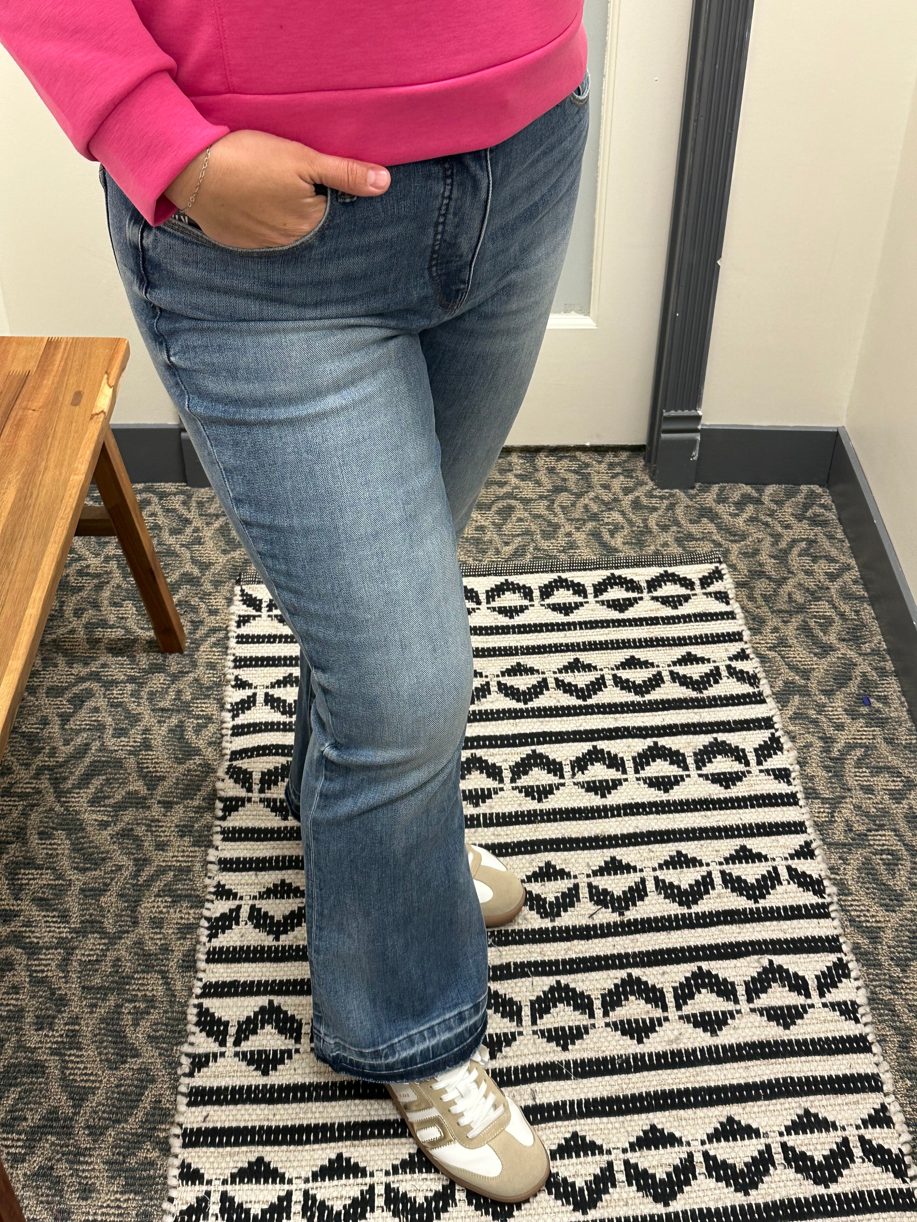 Stella Honor Med Base Wash Jeans Bottoms - Pants KUT FROM THE KLOTH