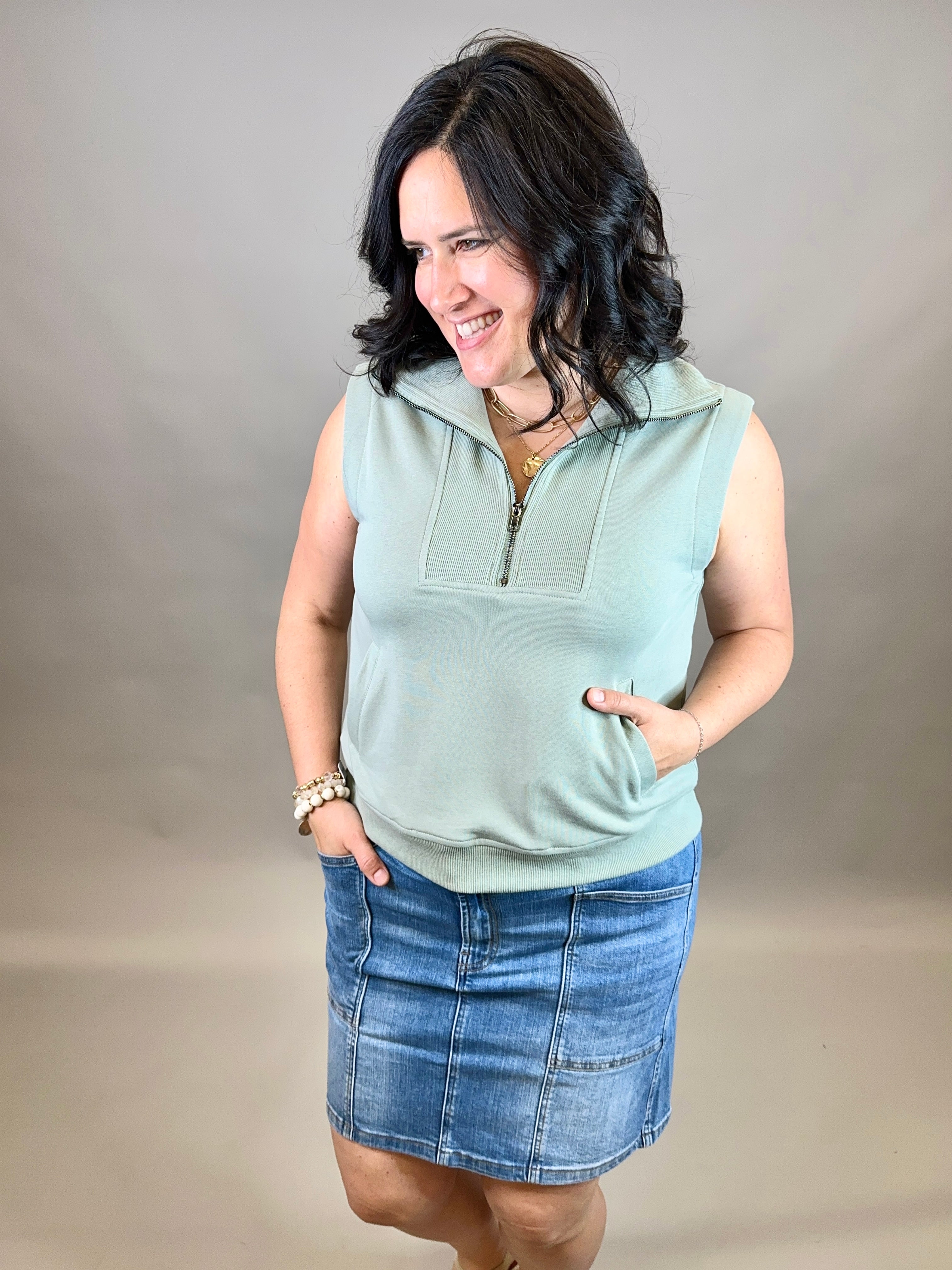 Thyme Zip Front Sleeveless Top Top- Sweatshirt DOE & RAE