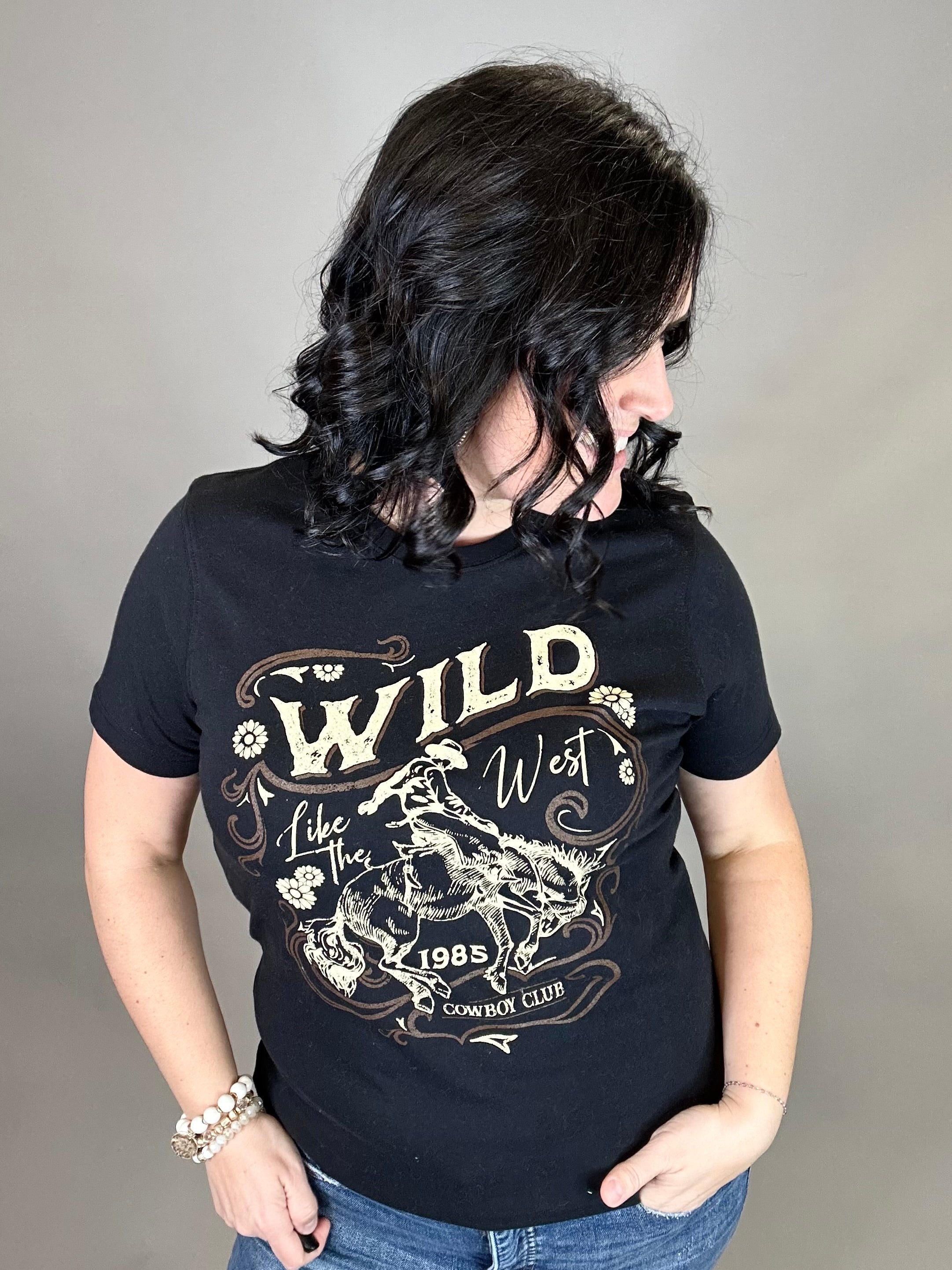 Black Wild West Graphic T Top - Tee Bou Tee Que Closet