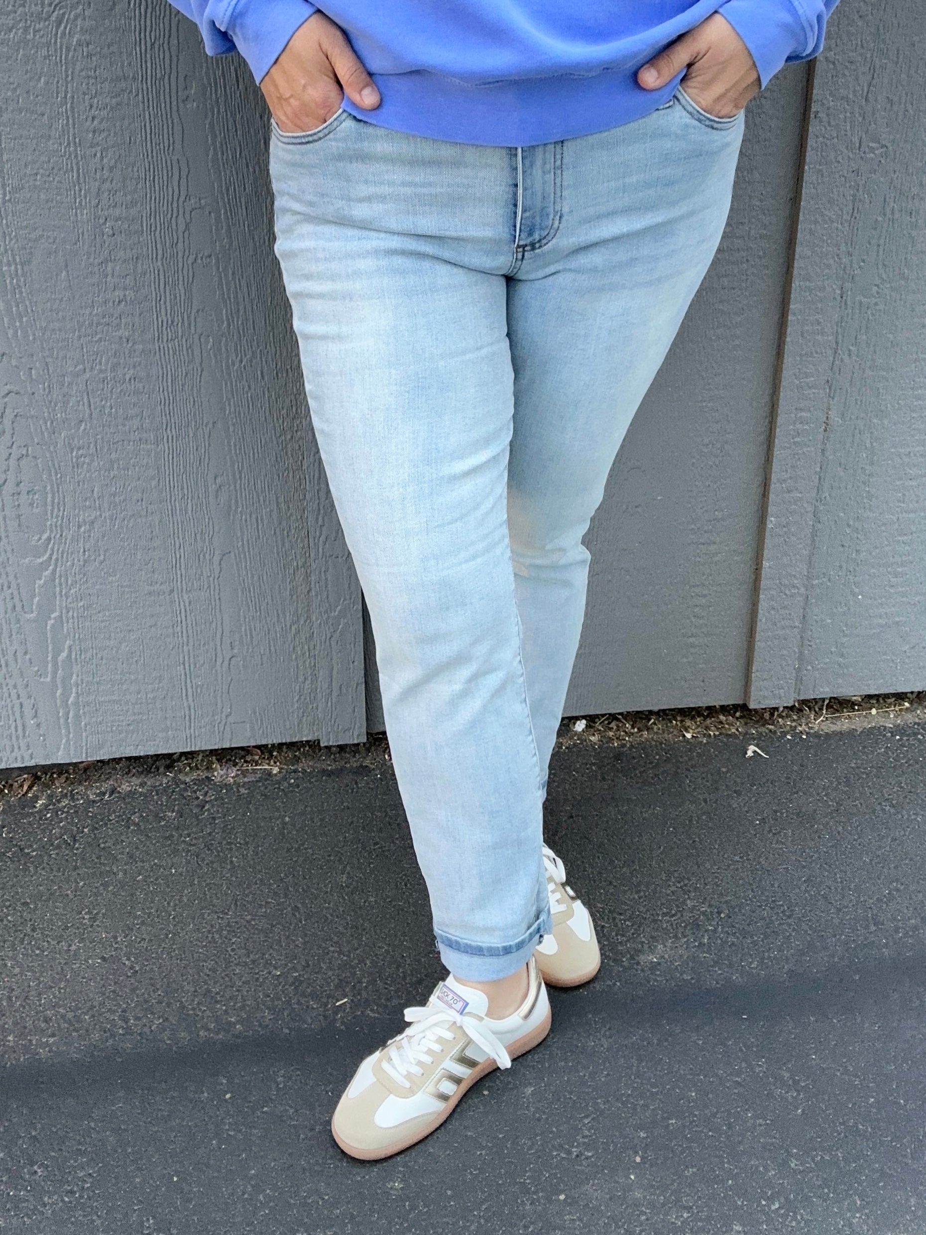 Light Wash Catherine Boyfriend Jeans Bottom- Pants KUT FROM THE KLOTH