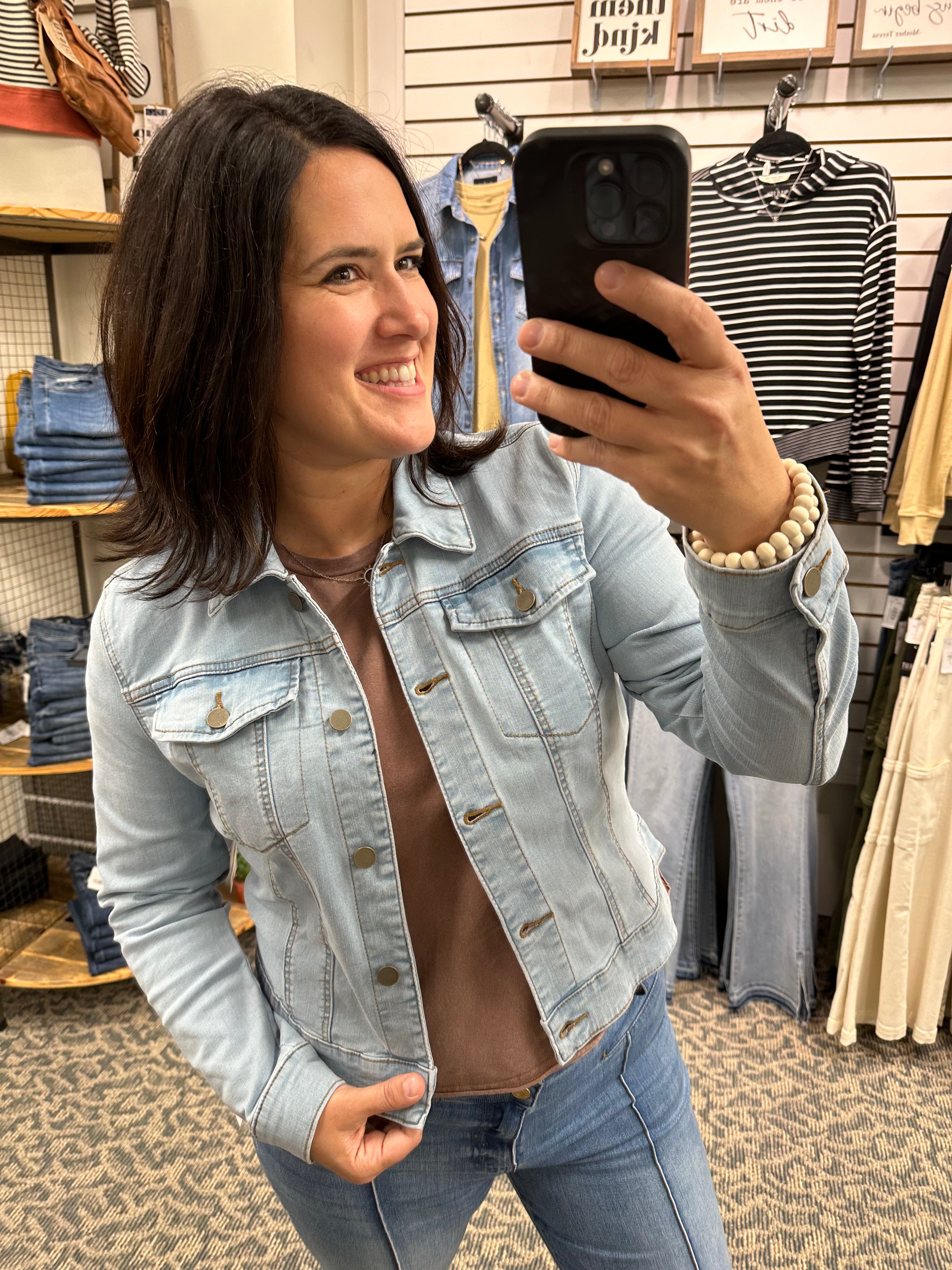 Light Denim Julia (KUT) jean jacket KUT FROM THE KLOTH