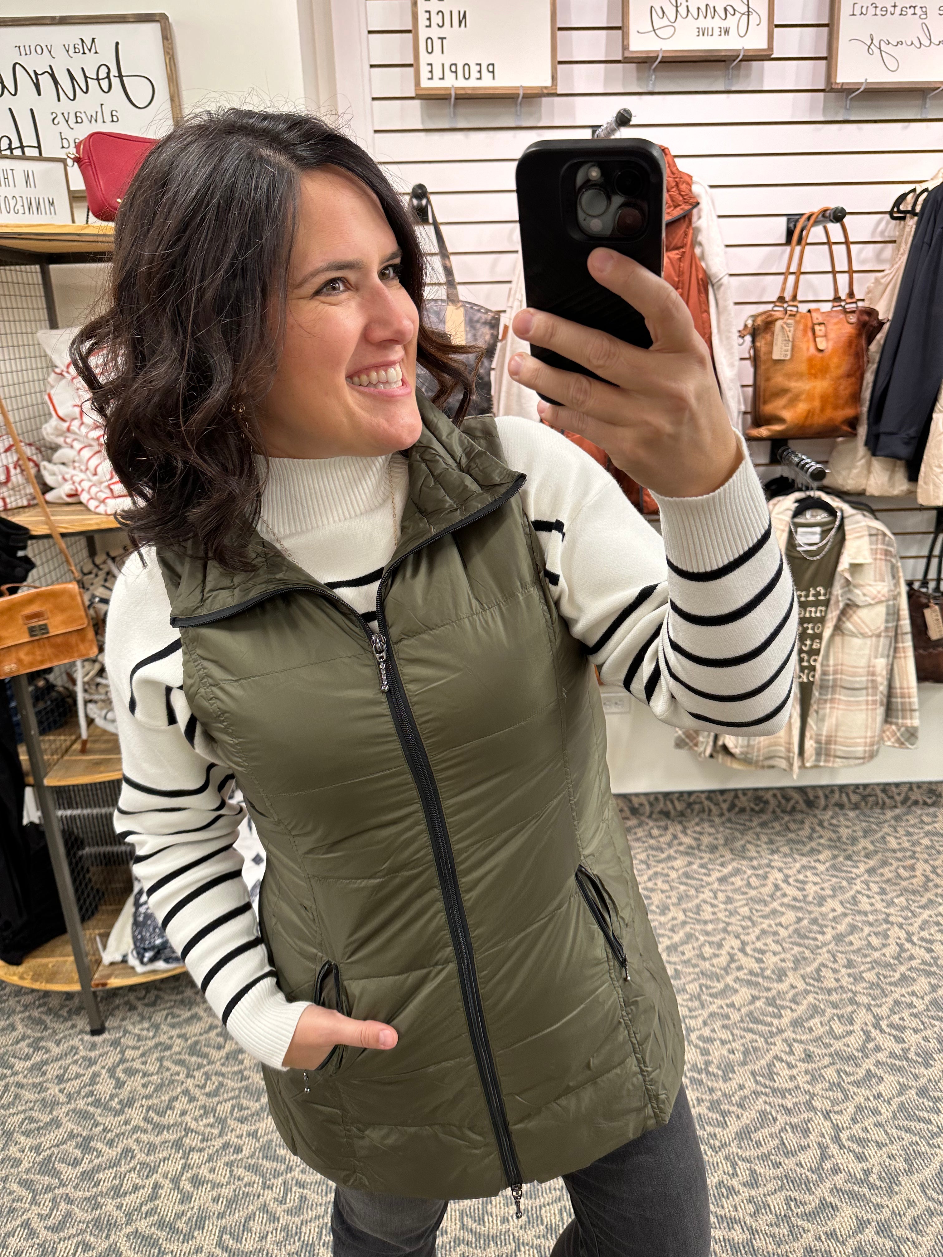 Long Moss Down Vest Outerwear - Vest Anorak