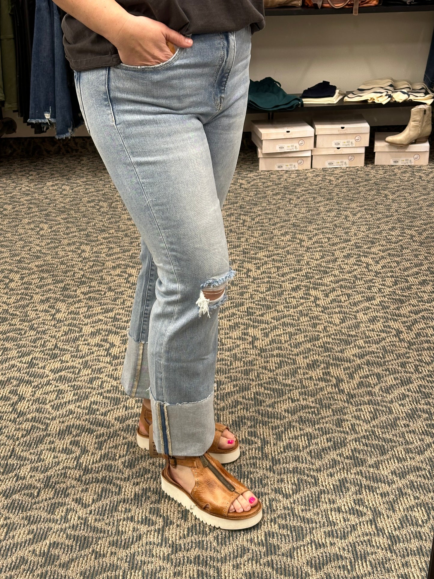 High Rise Wide Cuffed Straight Jeans (RISEN)
