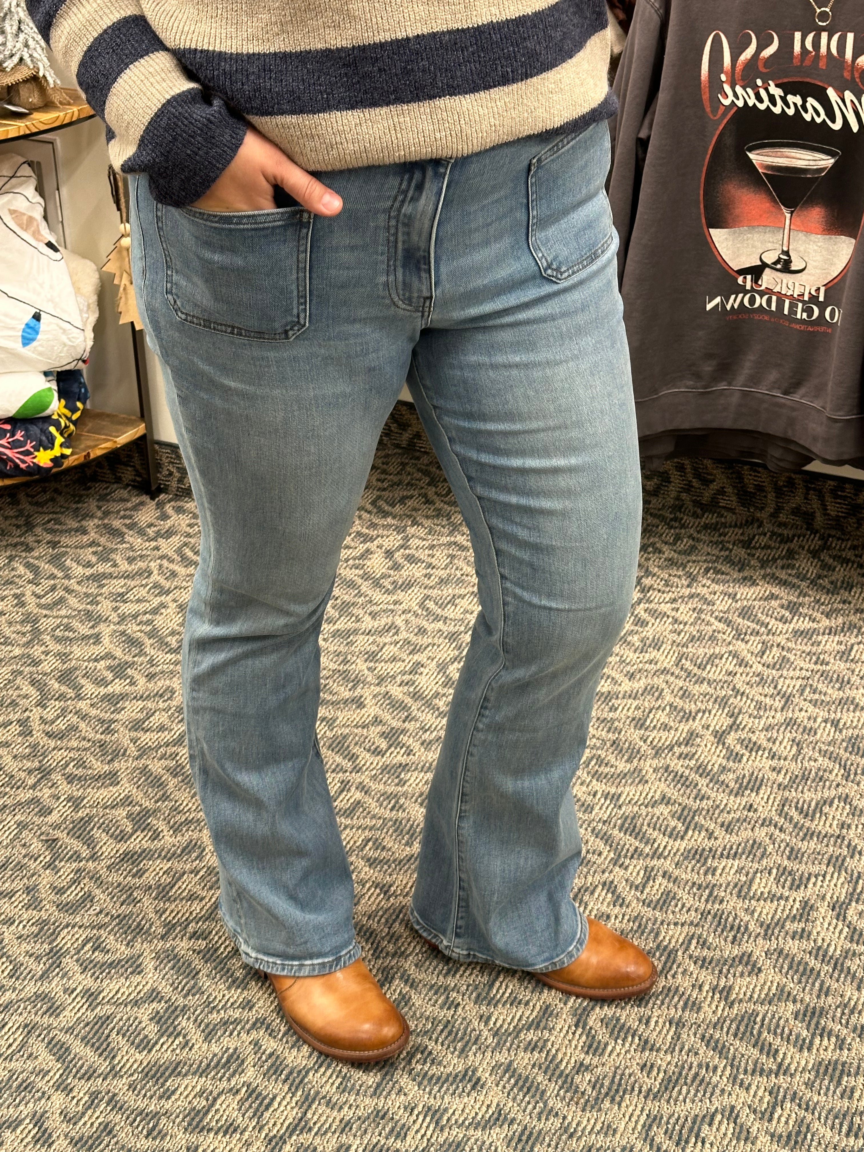 Ana Flare Med Base - Deduct (Kut) Bottom- Pants KUT FROM THE KLOTH
