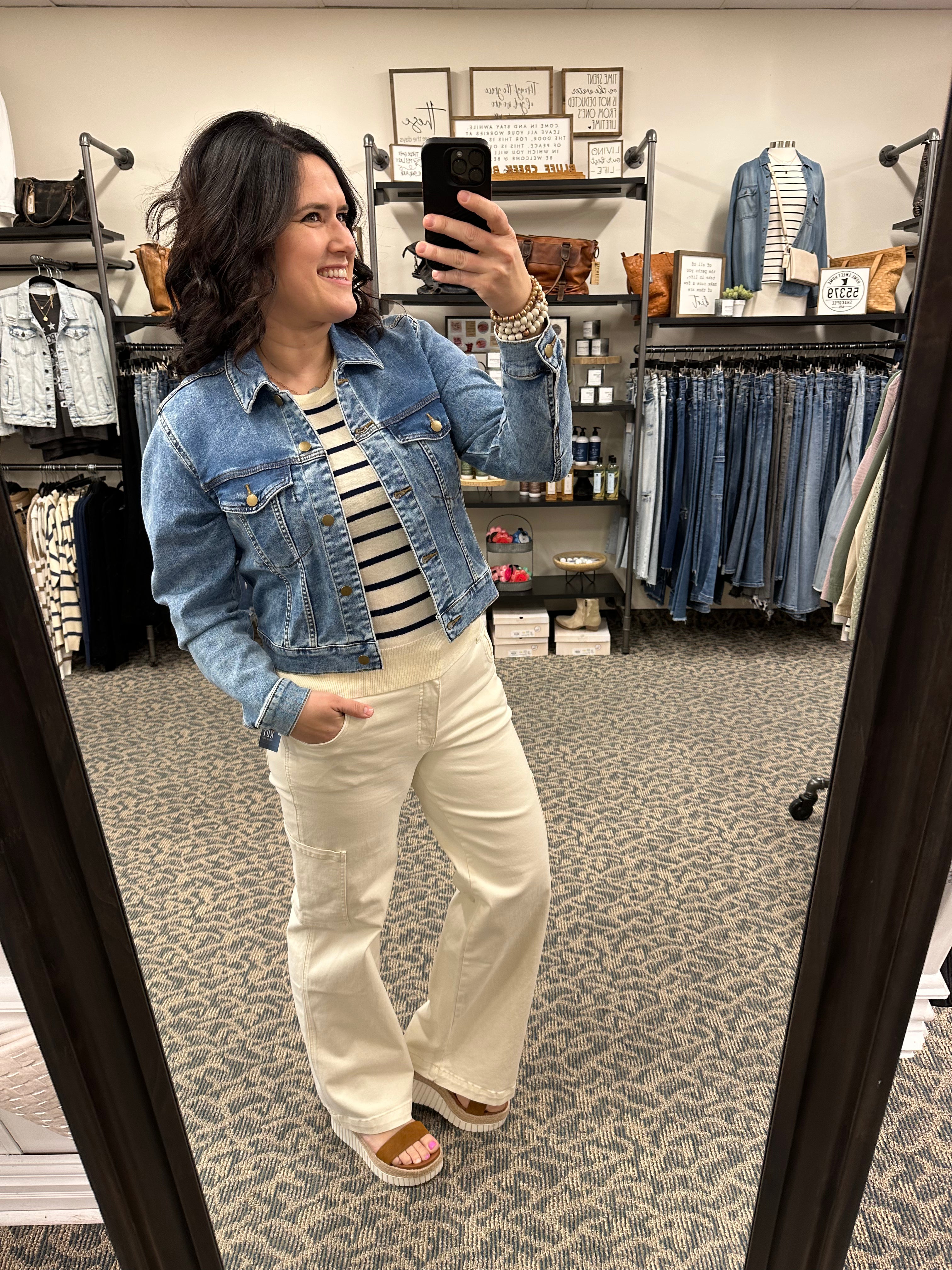 Jackie crop jacket make w/medium (Kut) jean jacket KUT FROM THE KLOTH