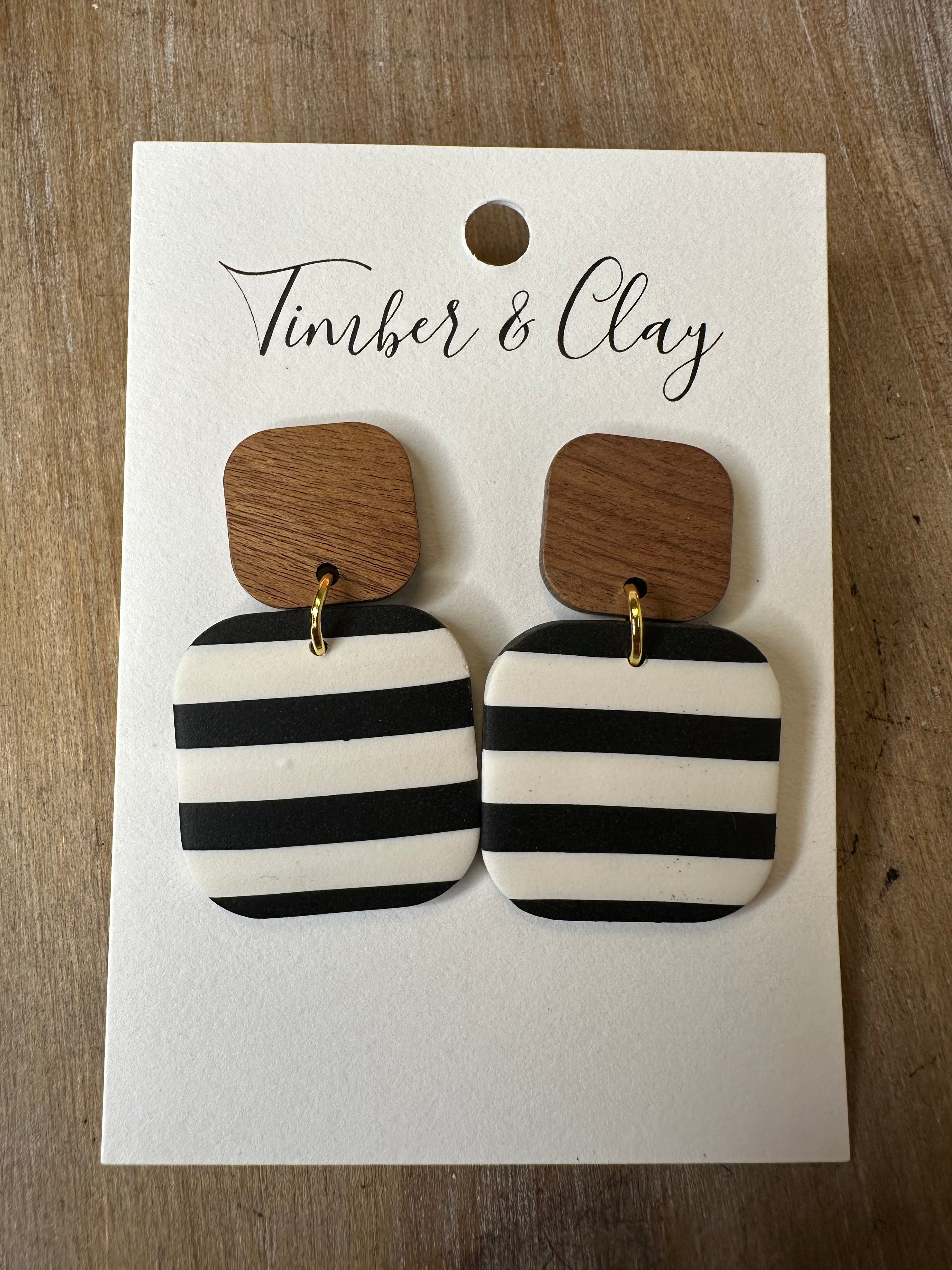 Black/white Square w/wood post Jewelry - Earrings Timber & Clay