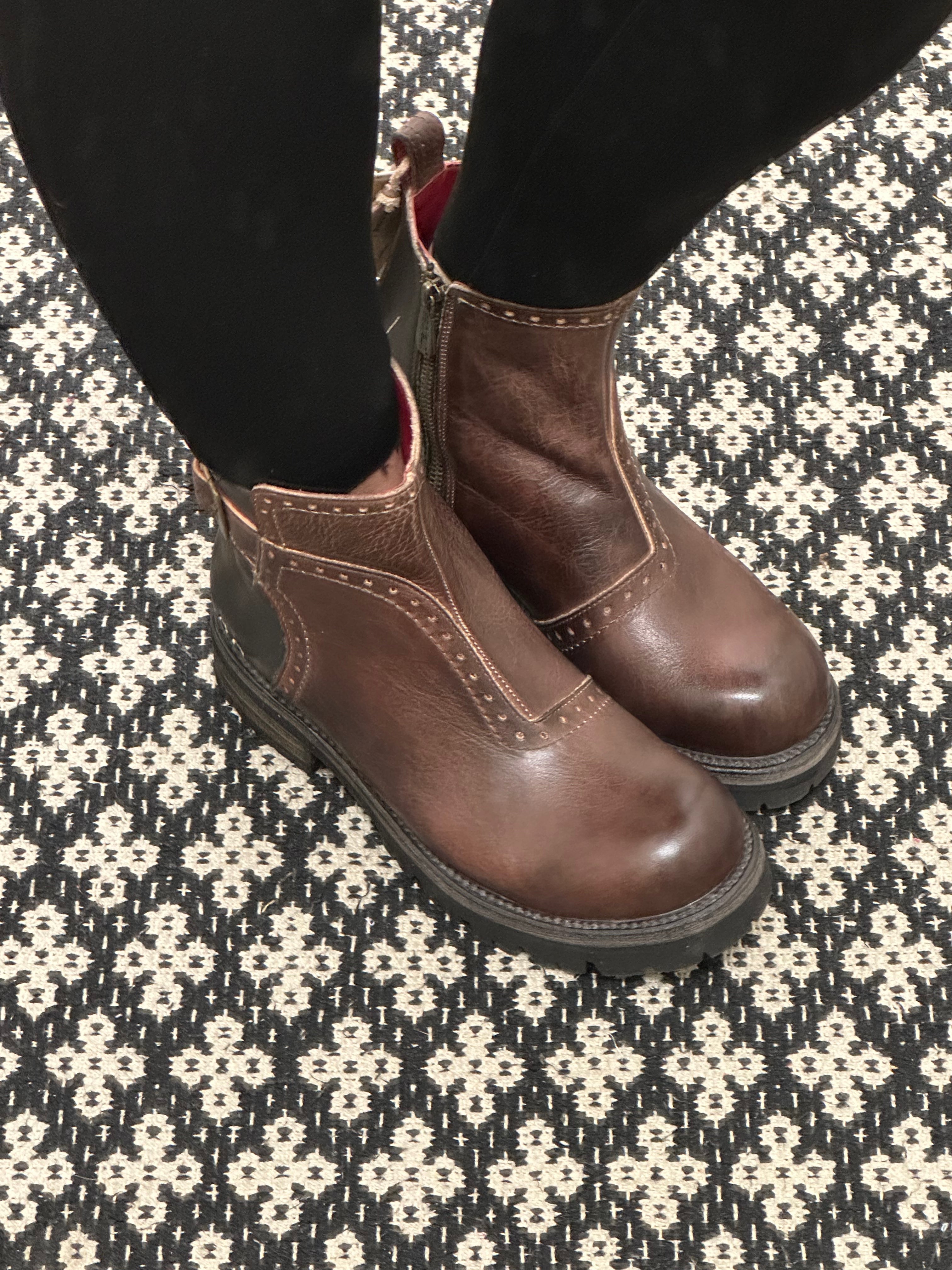 Brianna Teak Rustic Black Rustic (Bed Stu) Shoes- Boots & Booties BED STU