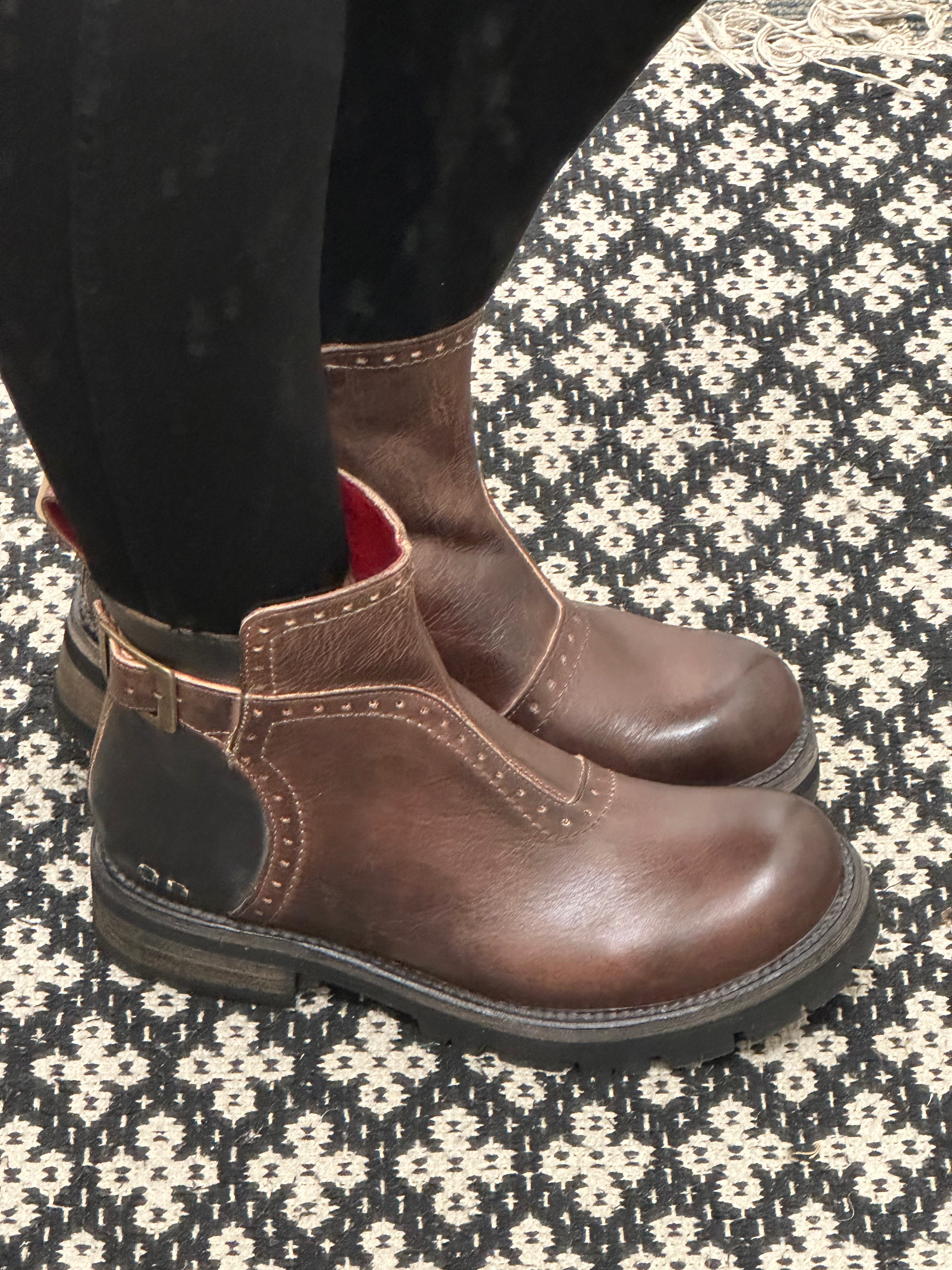 Brianna Teak Rustic Black Rustic (Bed Stu) Shoes- Boots & Booties BED STU