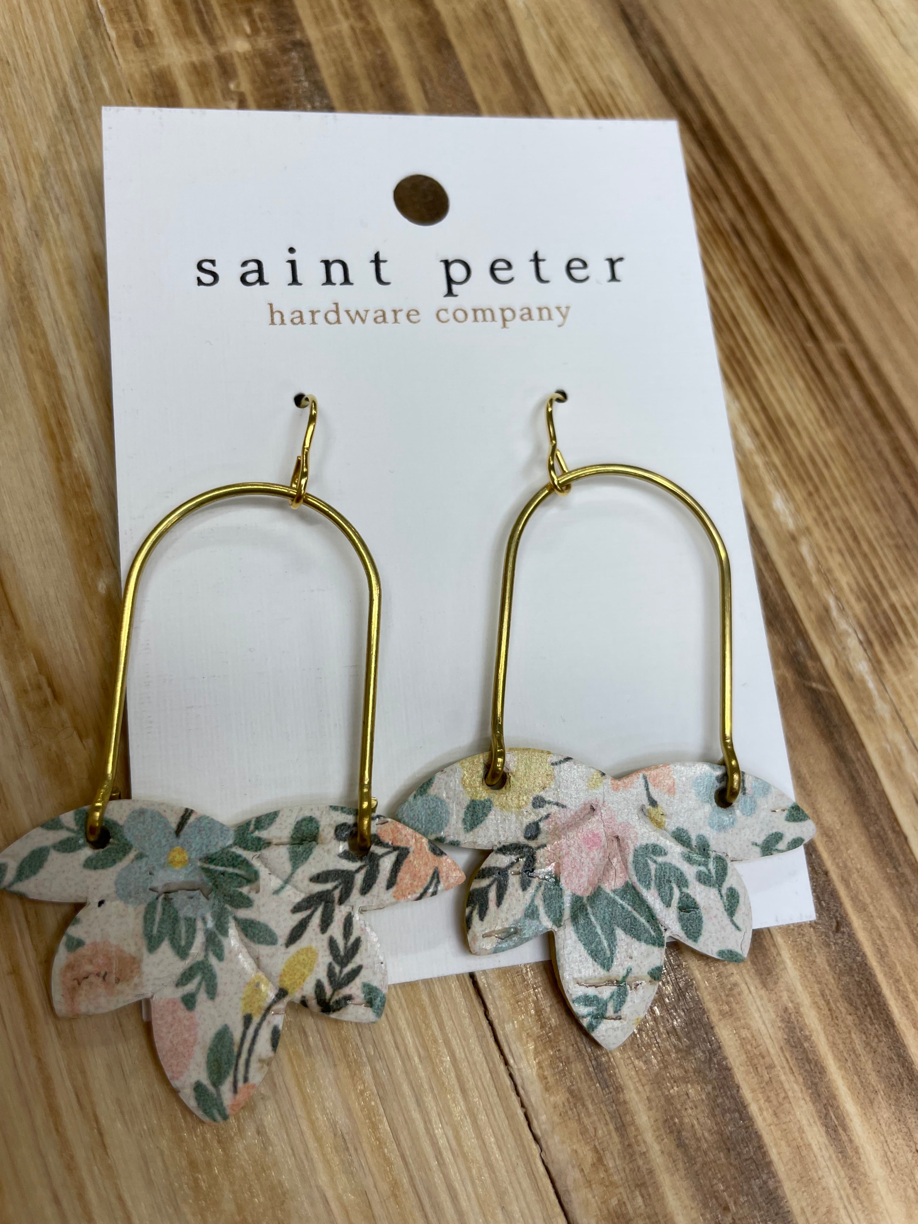 Gold Arch Floral Earrings Jewelry - Earrings SAINT PETER HARDWARE