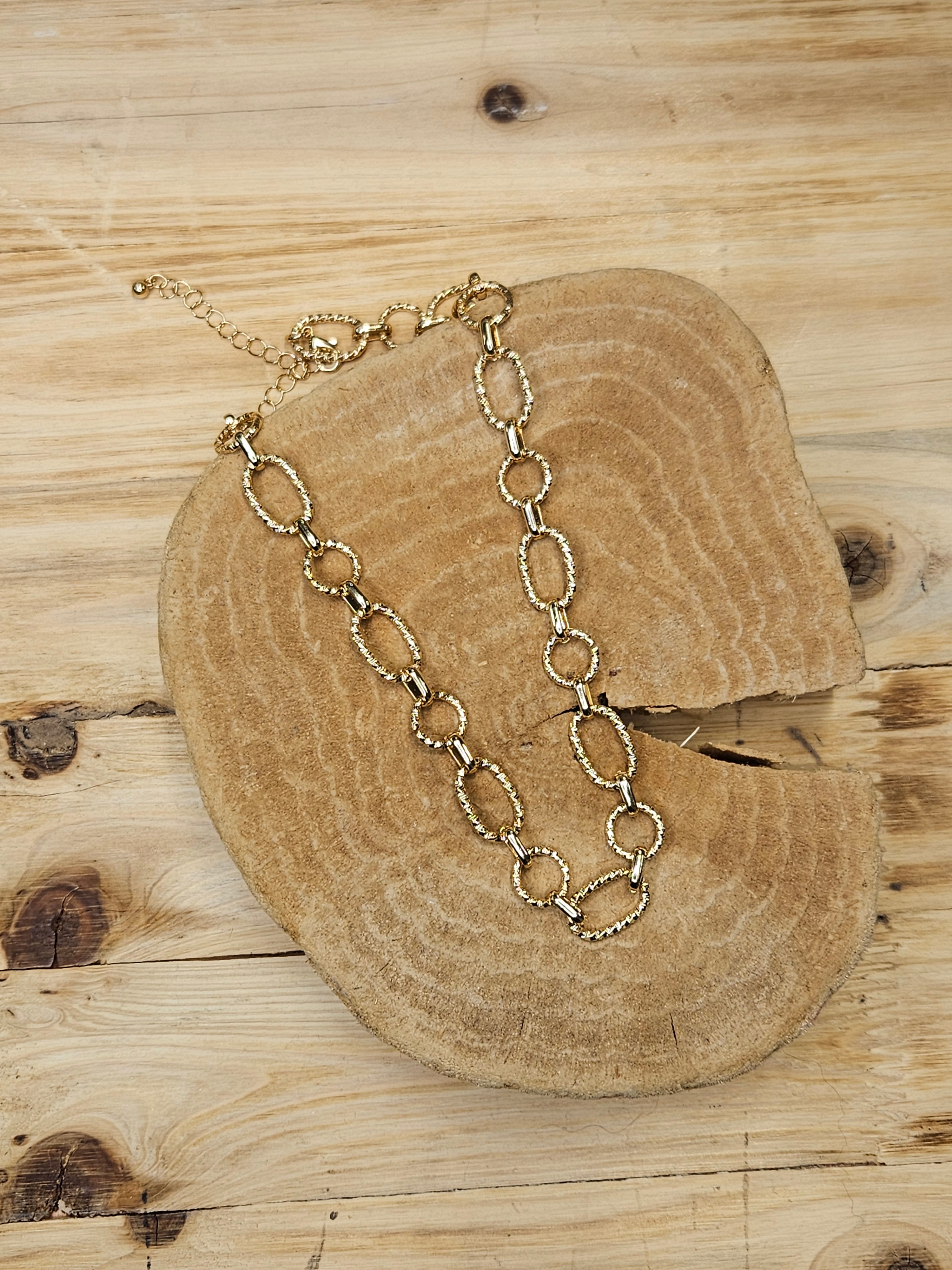 Gold Textured Circle Chain Necklace (water resistant) Jewelry- Necklace WHAT'S HOT