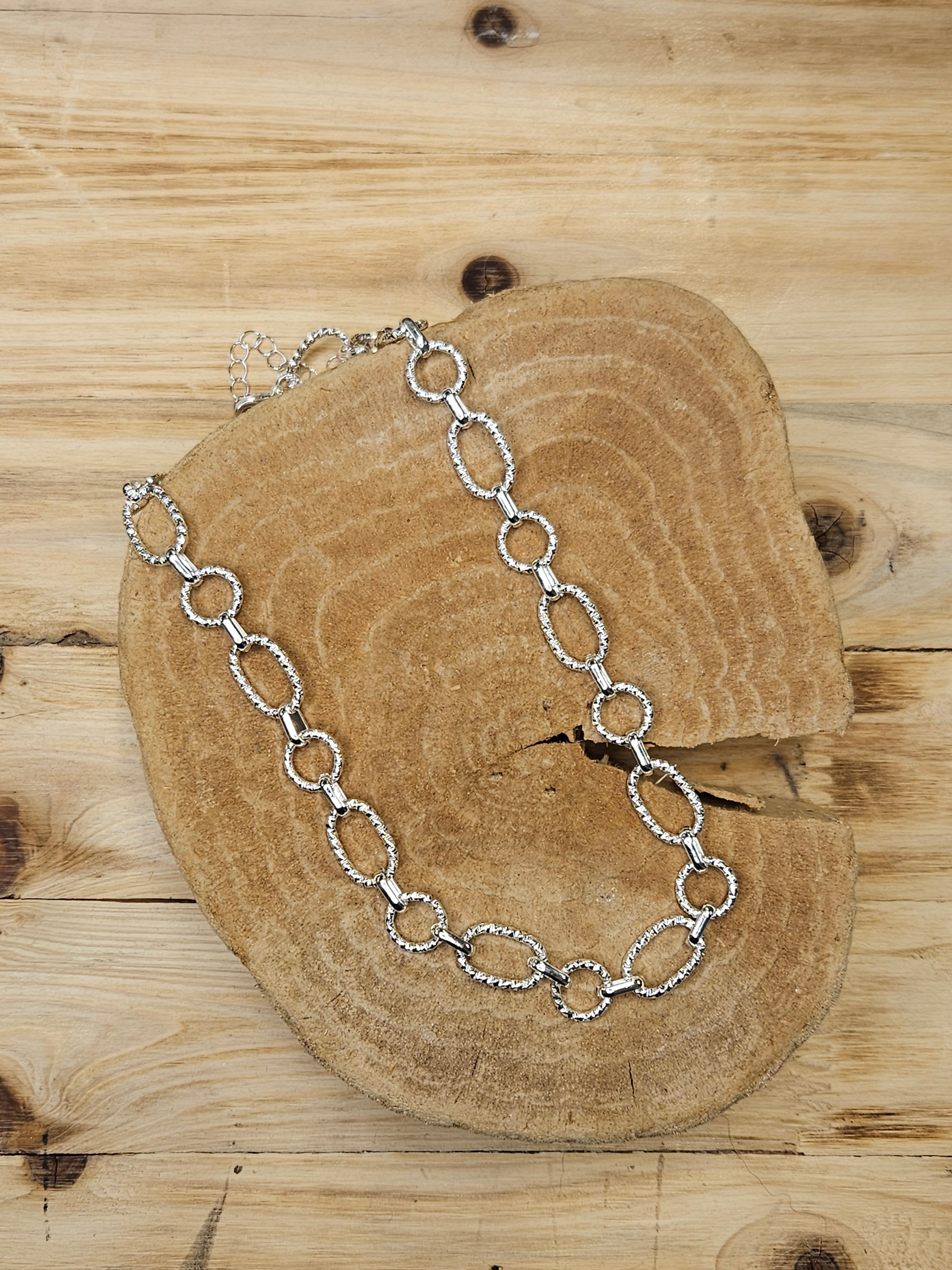 Silver Textured Circle Chain Necklace (water resistant) Jewelry- Necklace WHAT'S HOT