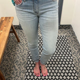 Catherine Boyfriend (Sentimental) KUT jeans KUT FROM THE KLOTH