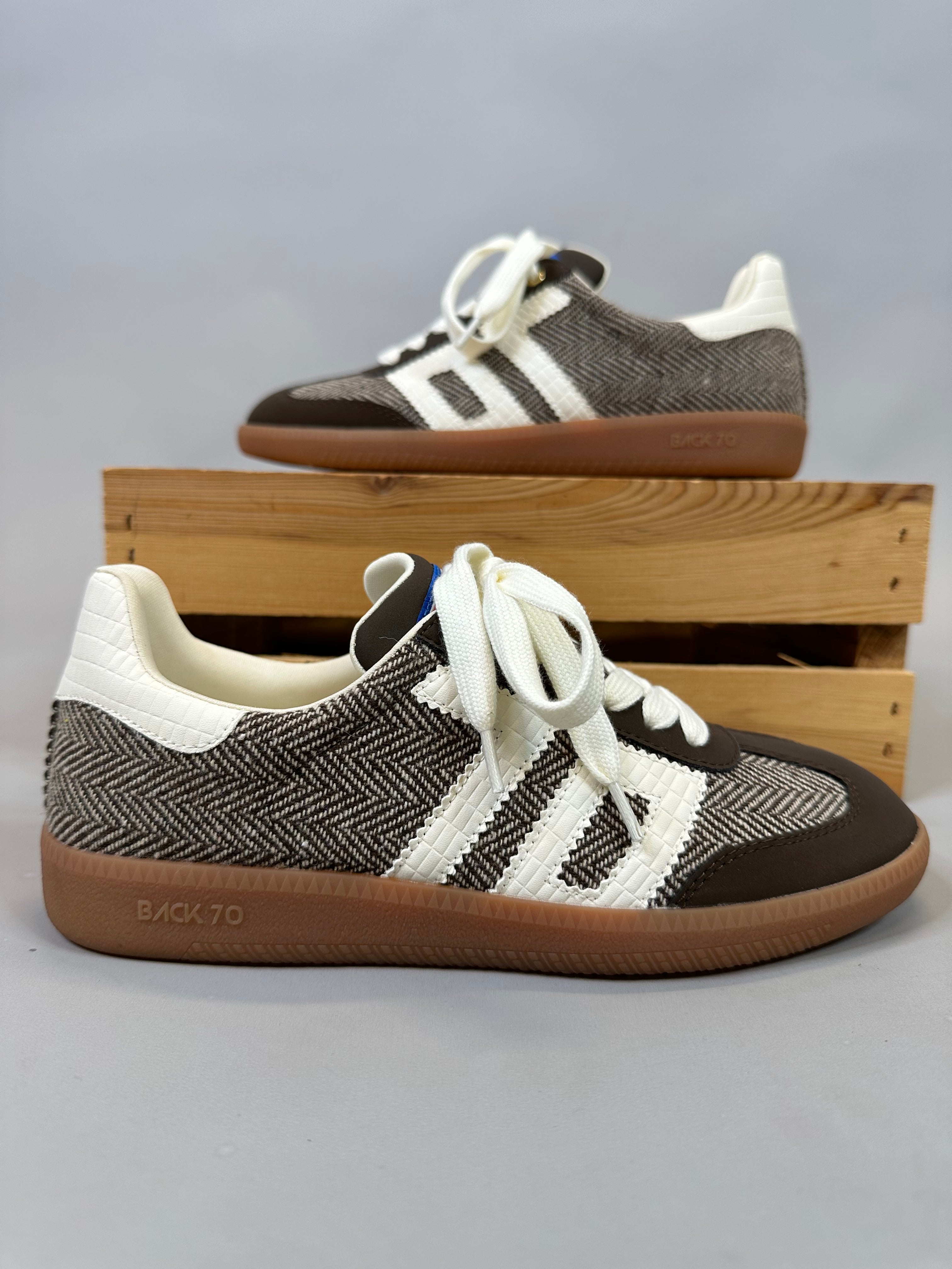 Cloud- Coffee Milk Sneaker Shoes - Sneaker Back 70