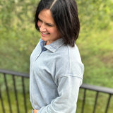 Denim Washed Half Button Sweatshirt Top- Sweatshirt TRES BIEN