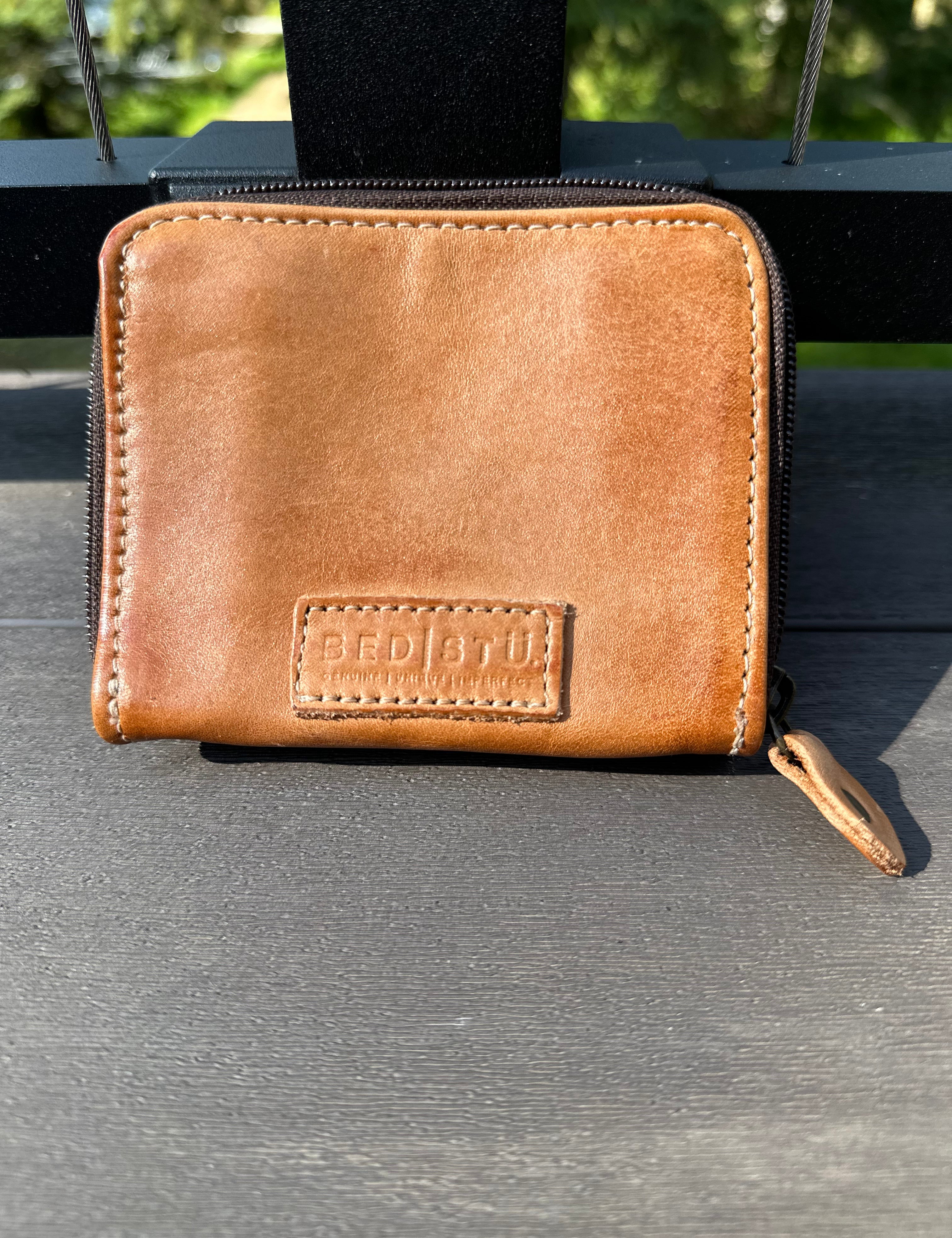 Bed|Stü Plus Wallet — Pecan DD Bags- Wallets & Wristlets BED STU