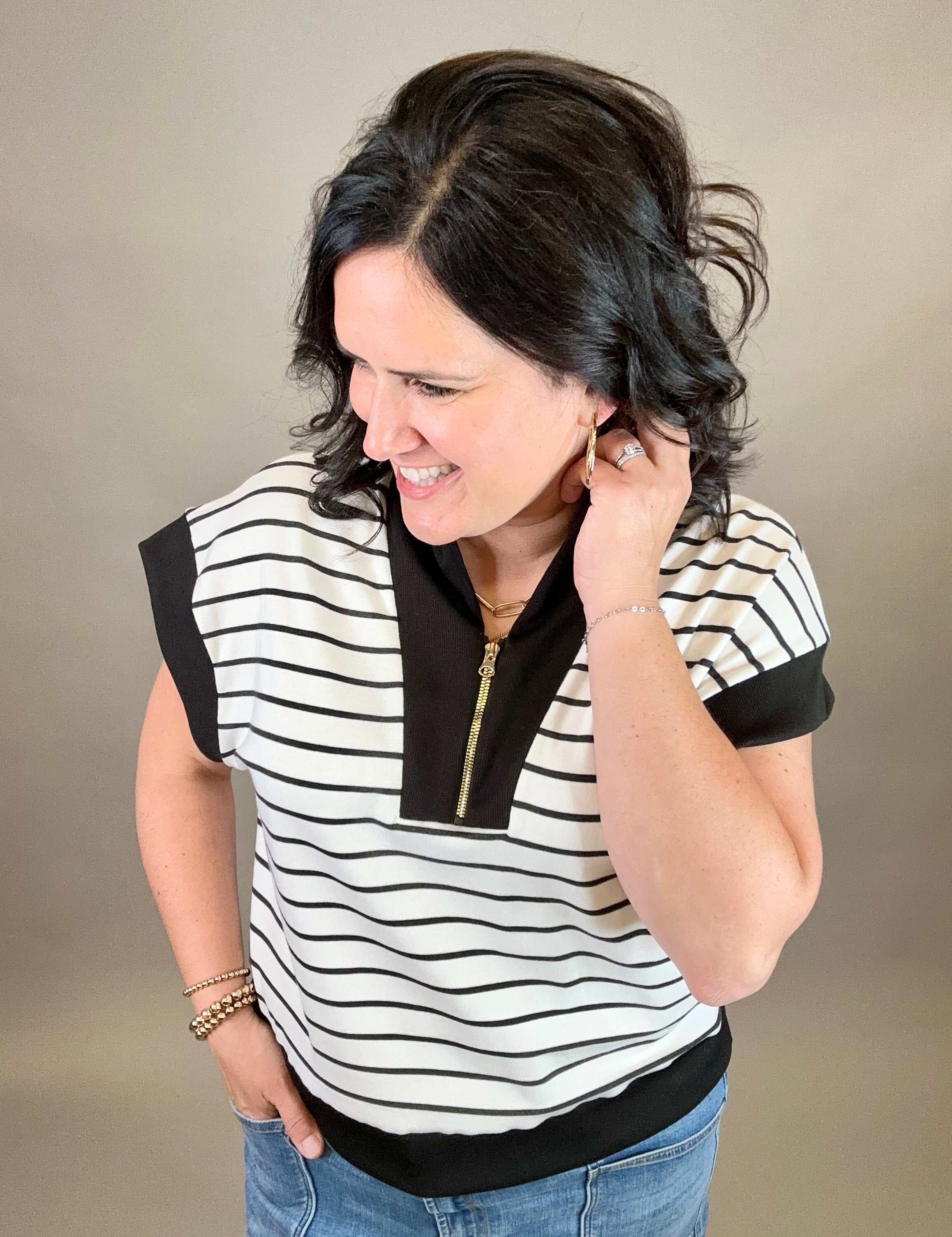 Black/White Stripe Zip Up Sweatshirt Top - Sweatshirt BUCKETLIST
