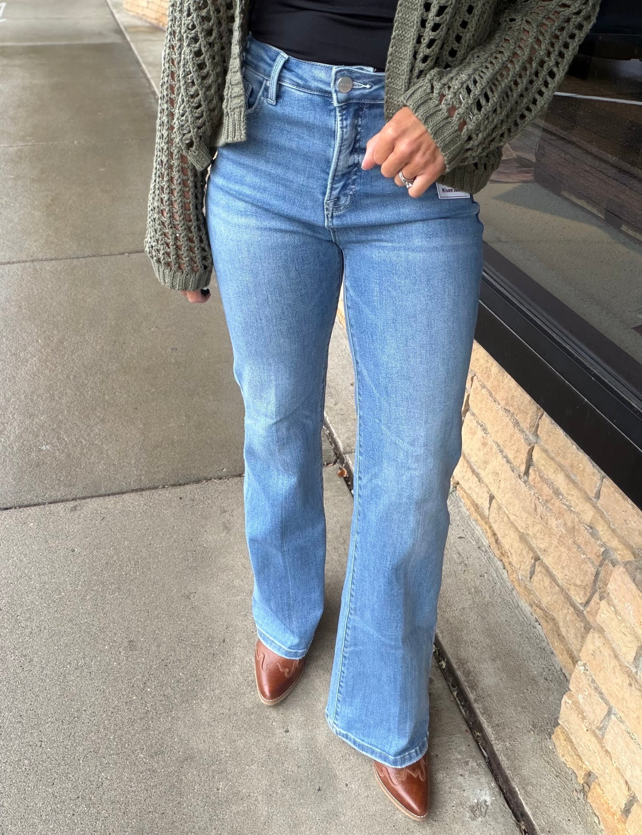 Flare Medium Wash Stretchy Jeans RISEN