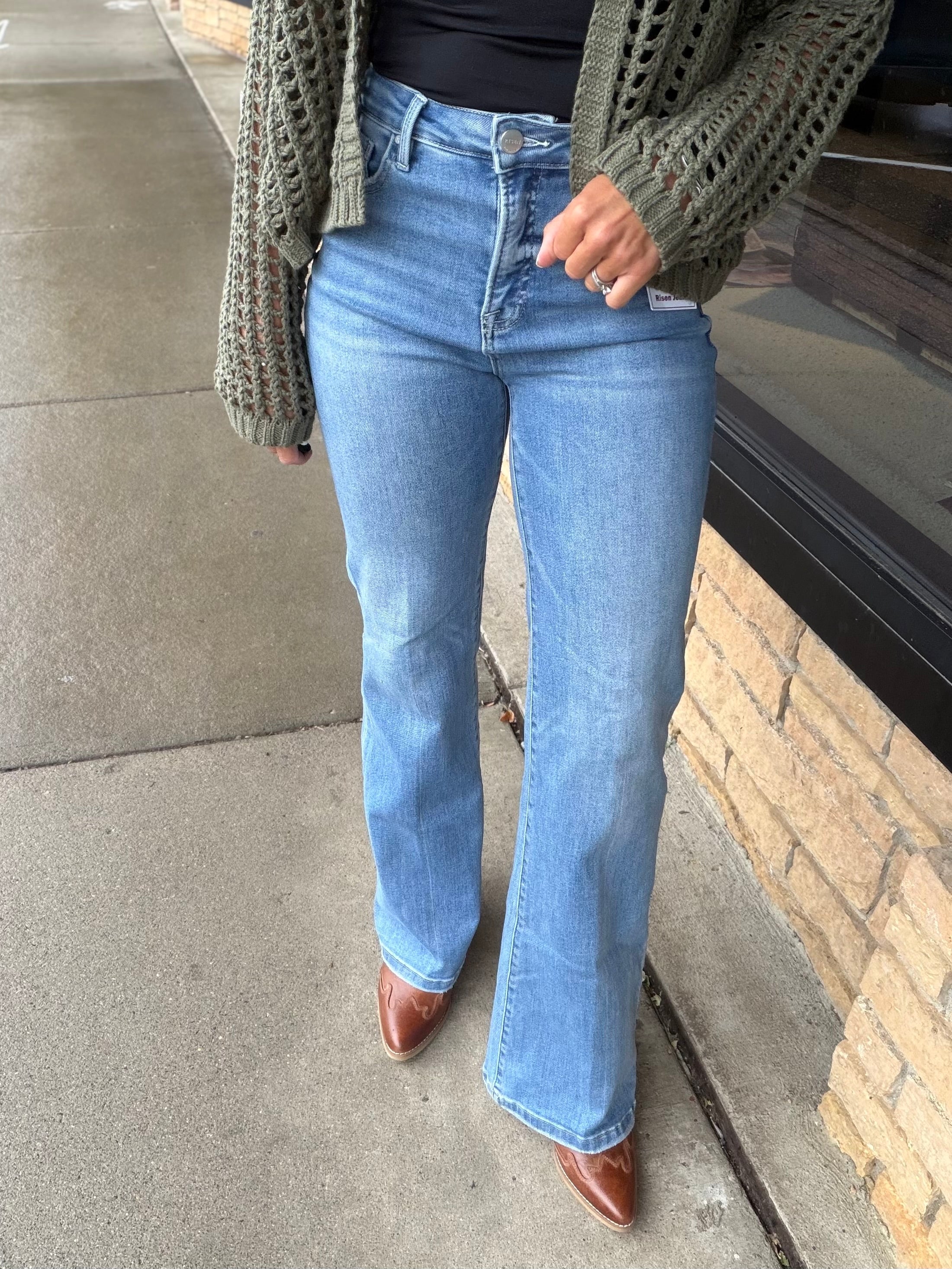 Flare Medium Wash Stretchy Jeans RISEN