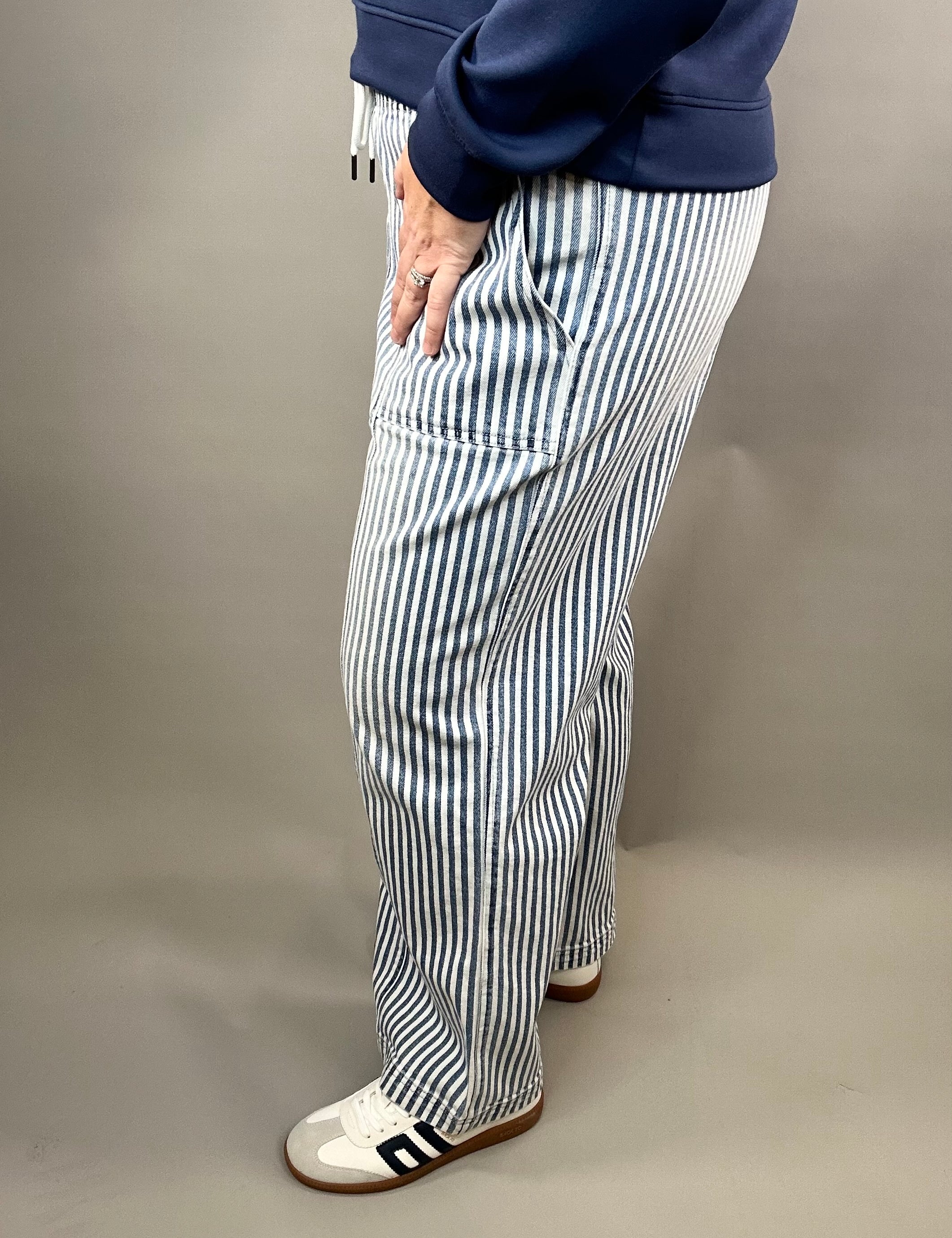 Med Wash Triana Lounge Pant Bottoms - Pants FLAG AND ANTHEM
