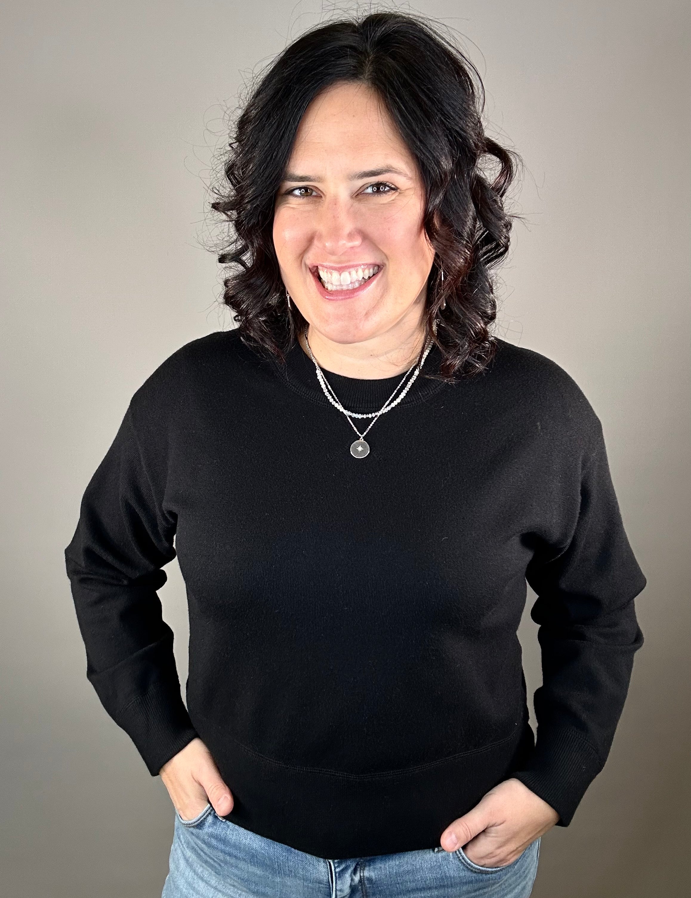 Black Hemlet Sweater Top - Sweater VELVET HEART