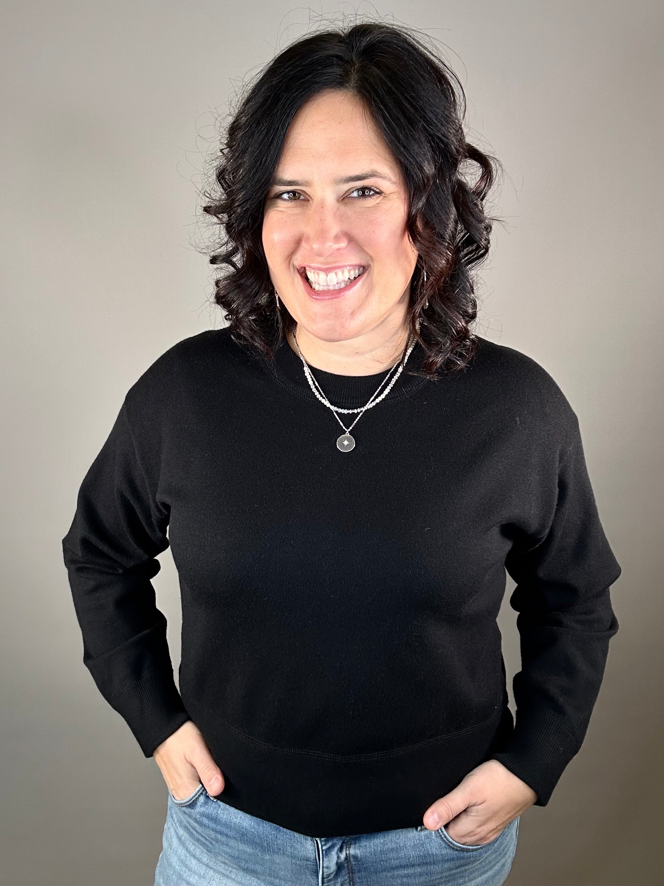 Black Hemlet Sweater Top - Sweater VELVET HEART