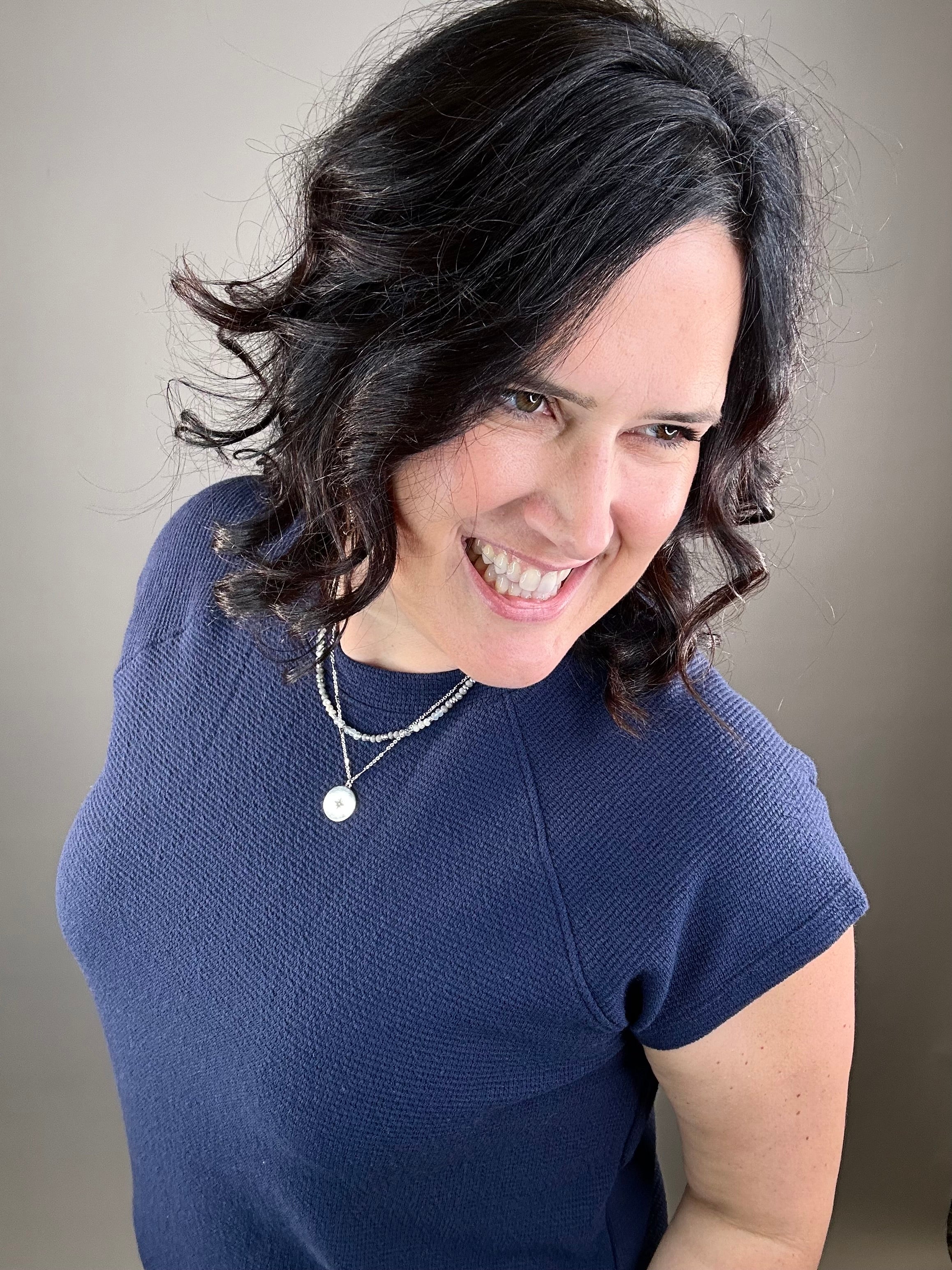 Navy Cloudy Knit Top Top - Tee TRES BIEN