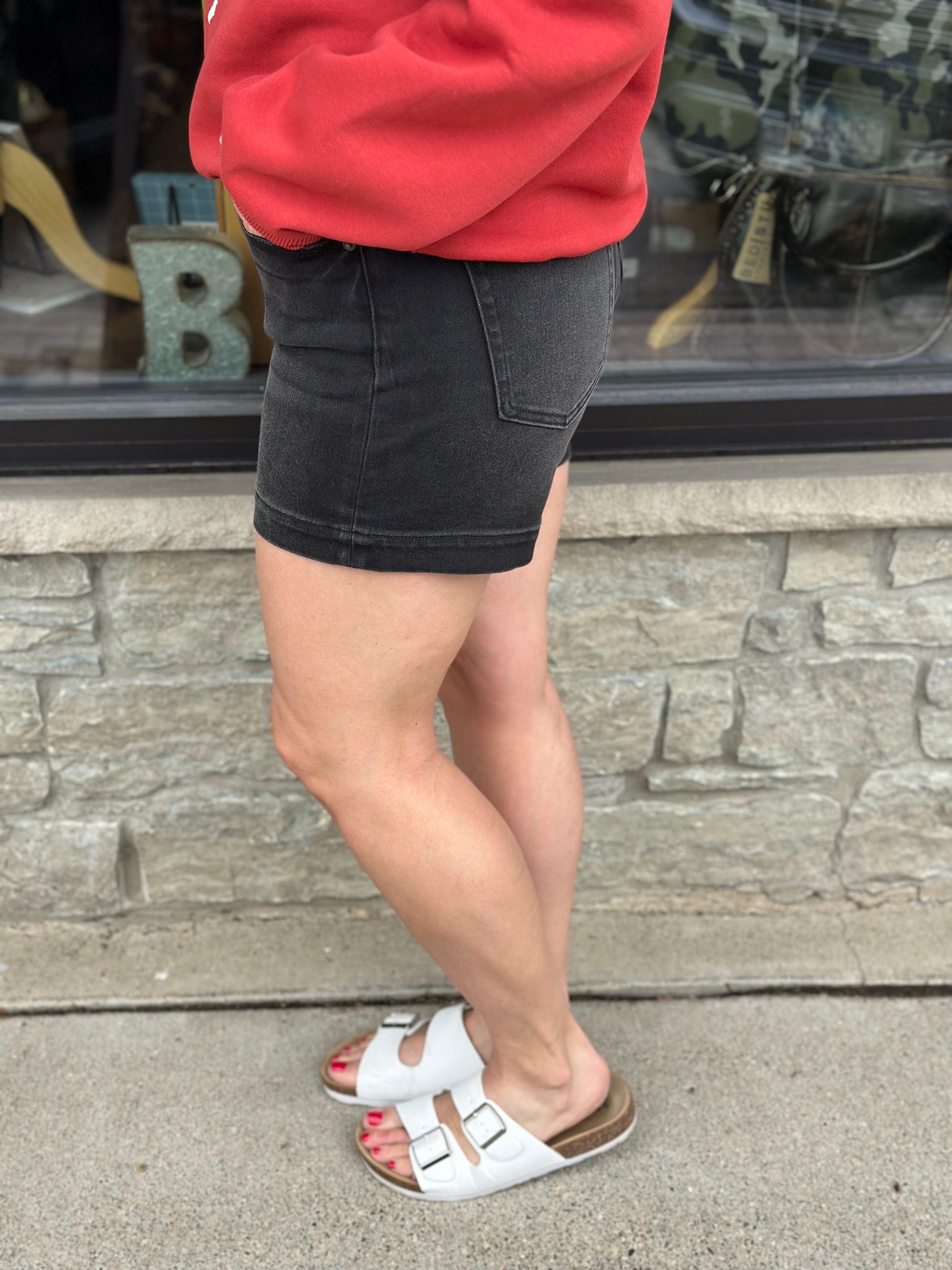 Black High Rise Basic Short Bottoms - Shorts RISEN