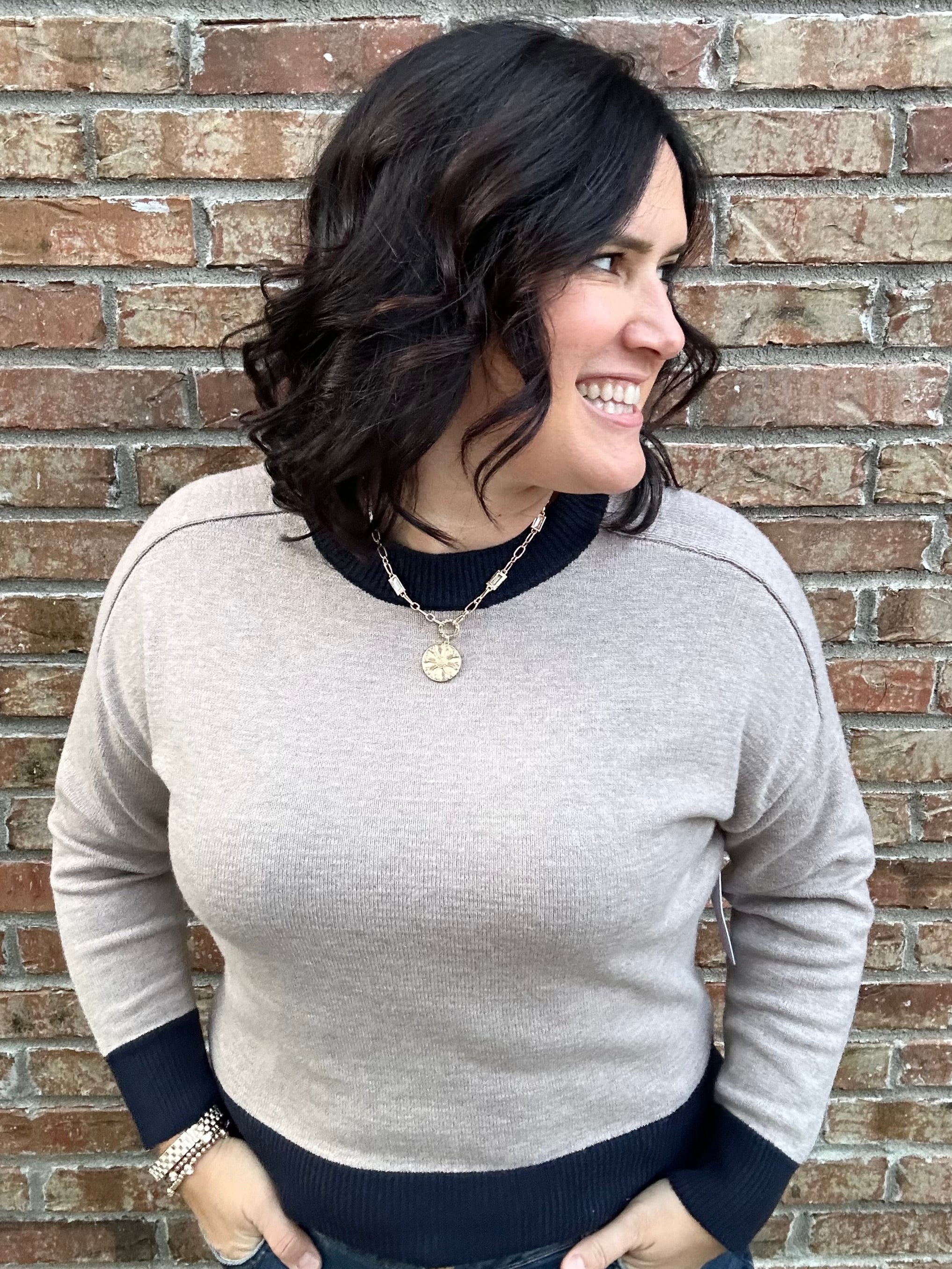 Dylan Colorblock Trim Sweater Top - Sweater SIX/FIFTY