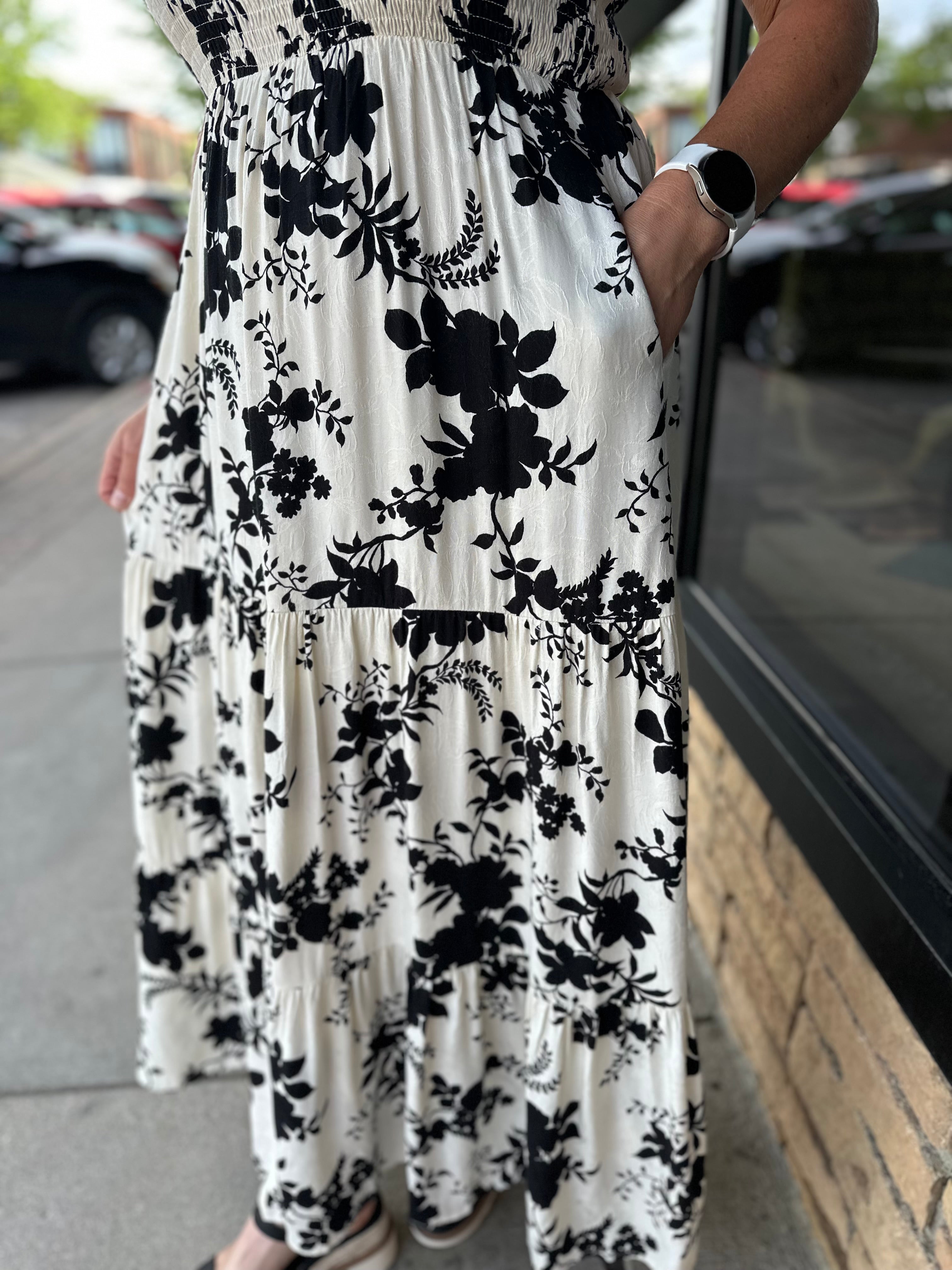 Black Tie Shoulder Maxi Dress Dresses DOE & RAE