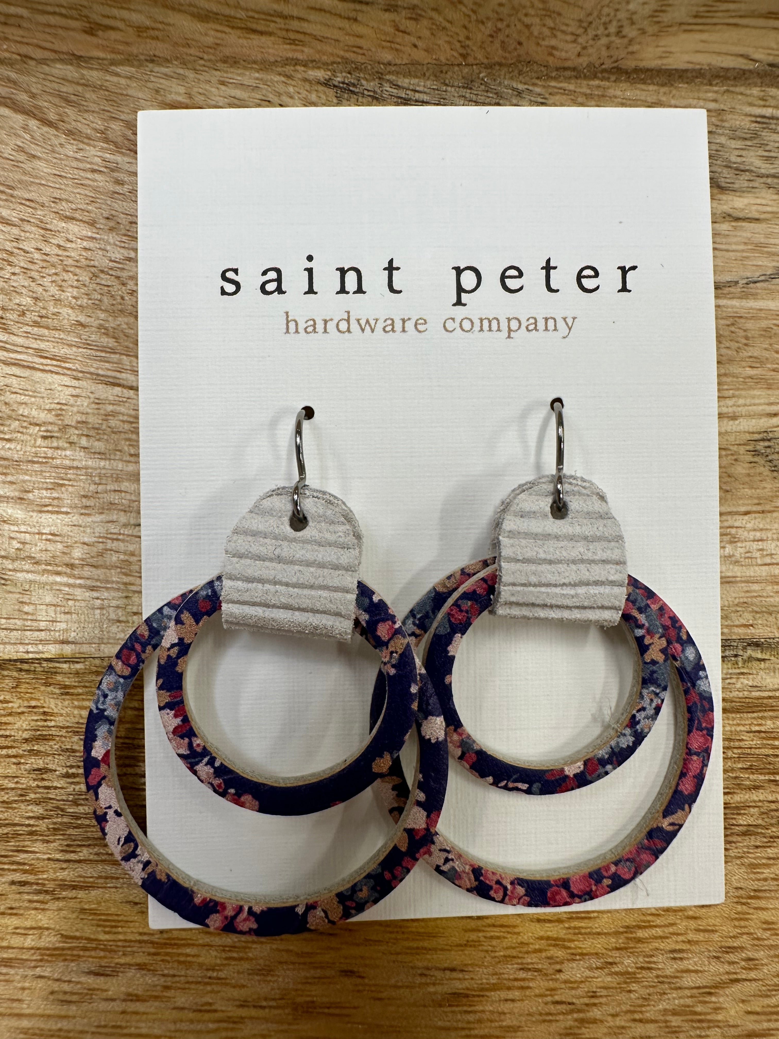 Floral Double Hoop Earrings Jewelry - Earrings St. Peter Hardware