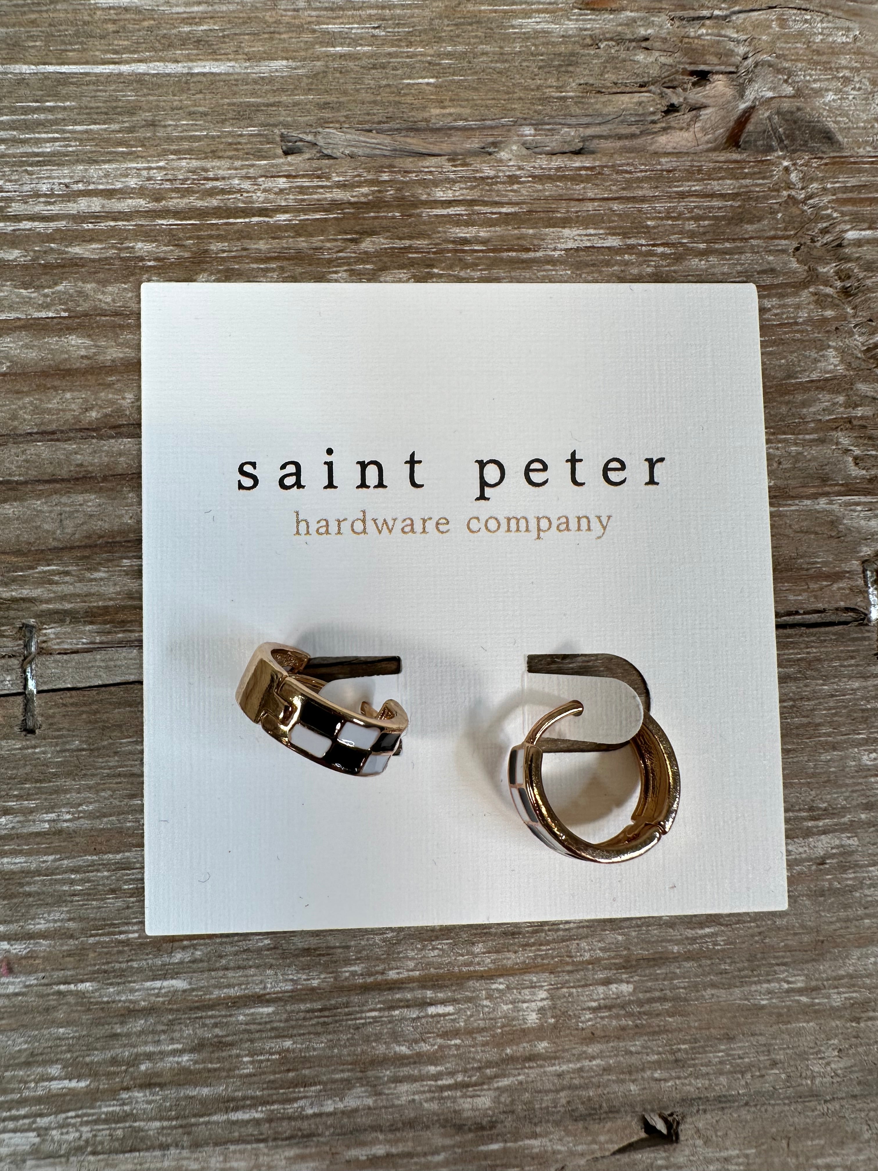 Black/White Checkered Huggie Jewelry - Earrings St. Peter Hardware