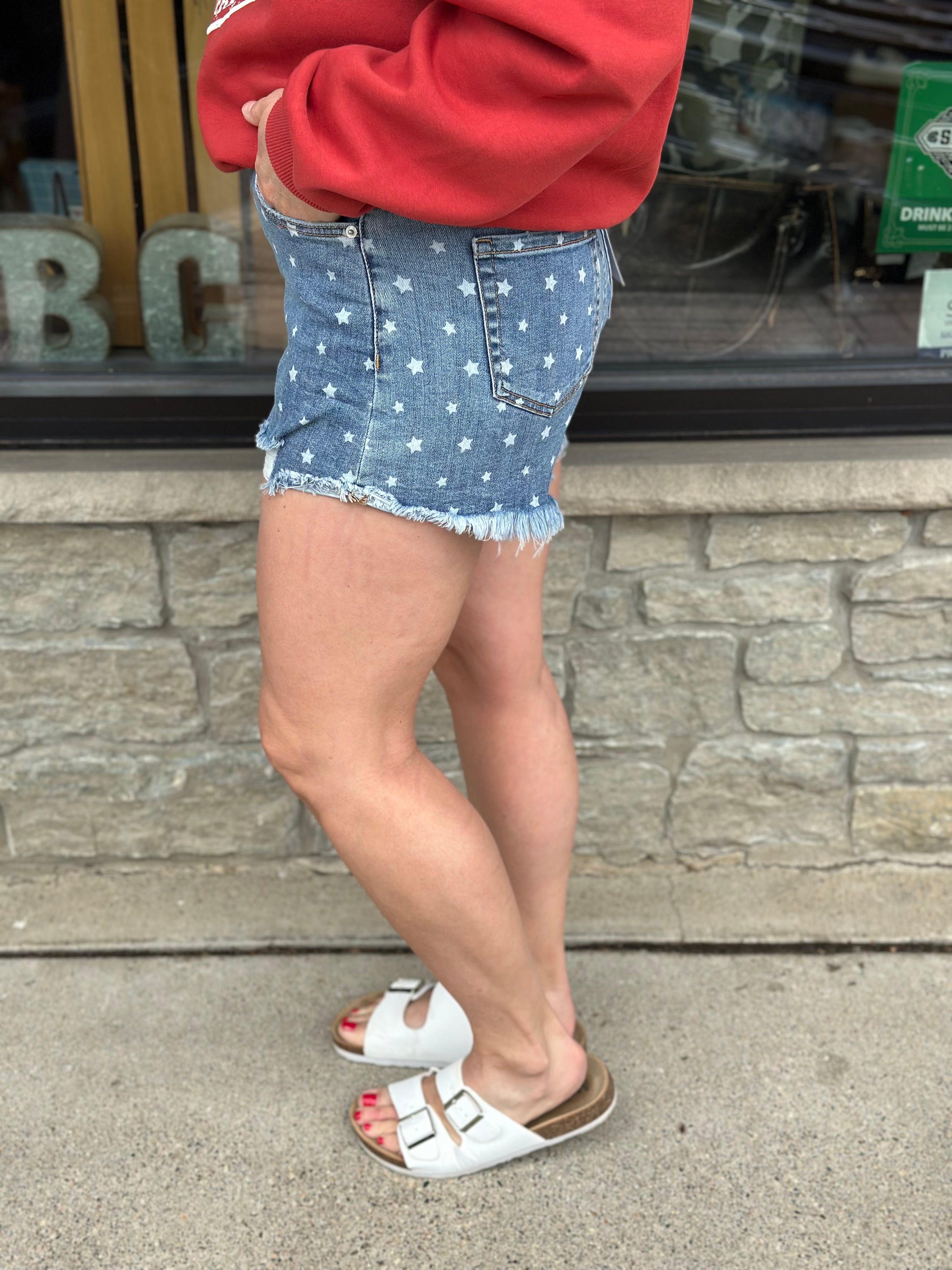 High Rise Raw Hem Star Shorts Bottoms - Shorts MICA DENIM