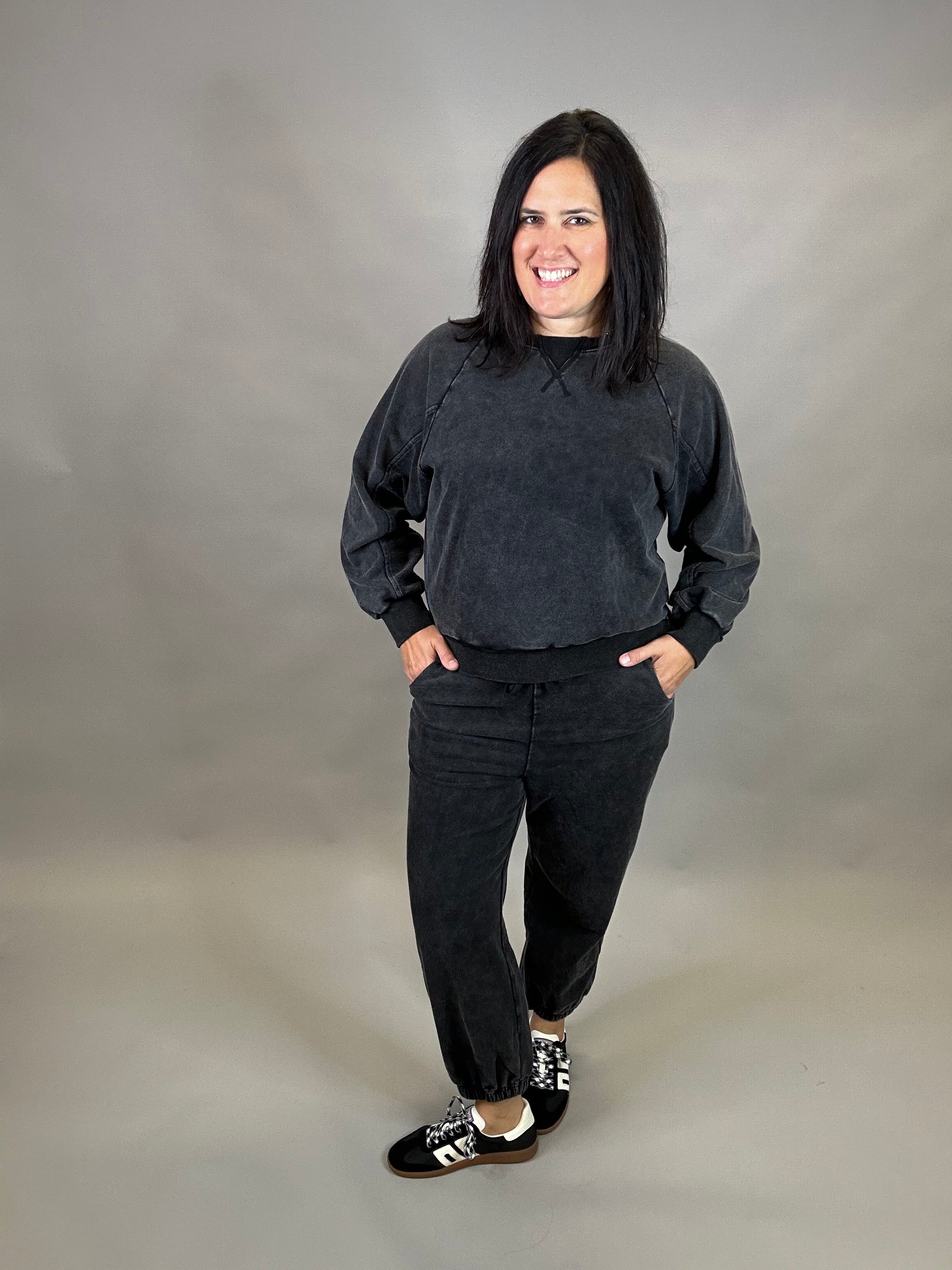 Washed Black Jogger Set Top - Sweatshirt JODIFL
