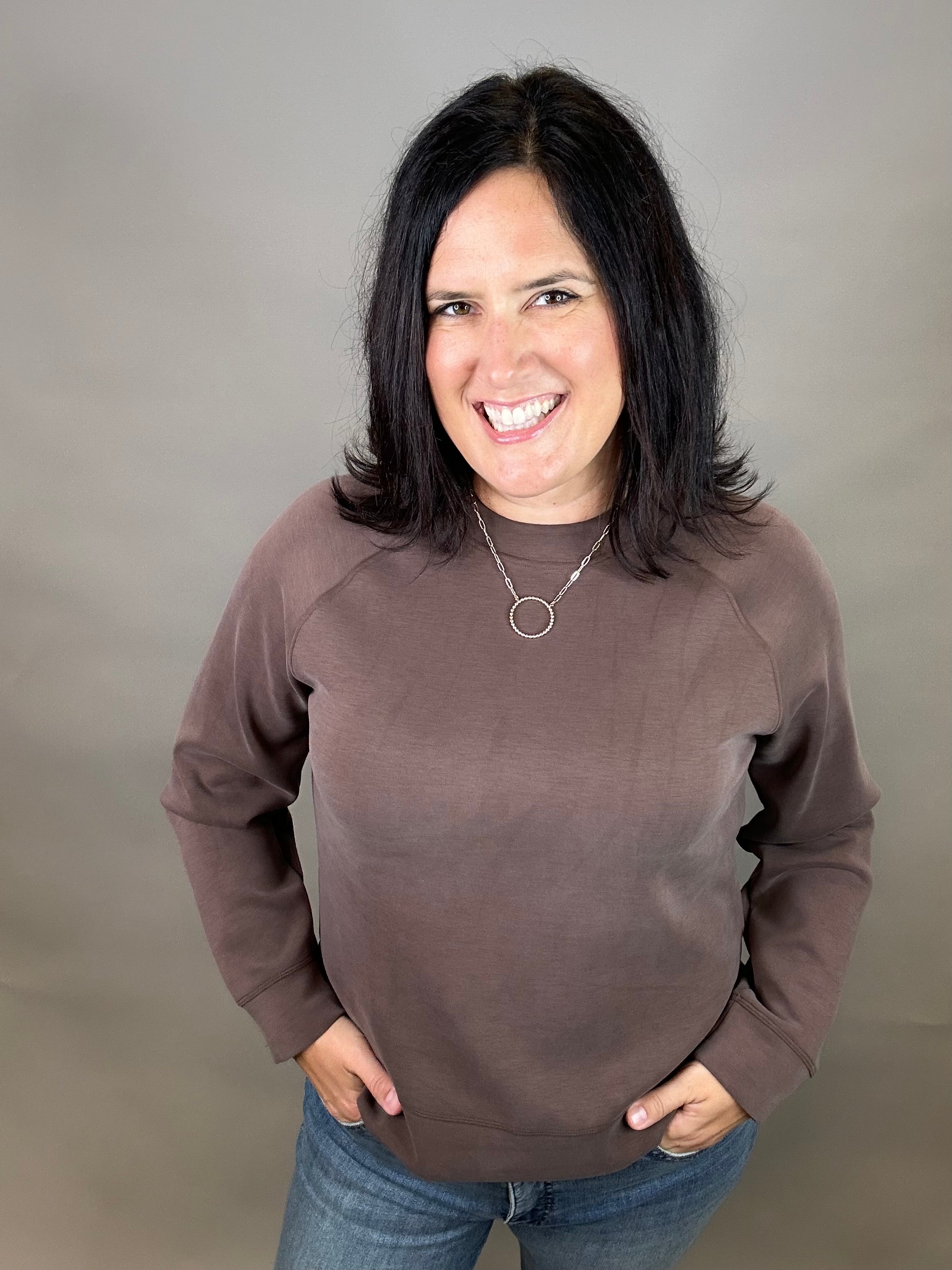 Brown Comfort Zone Crew Top - Sweatshirt STORM CREEK