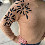 Camel Embroidery Sweater Top - Sweater STACCATO