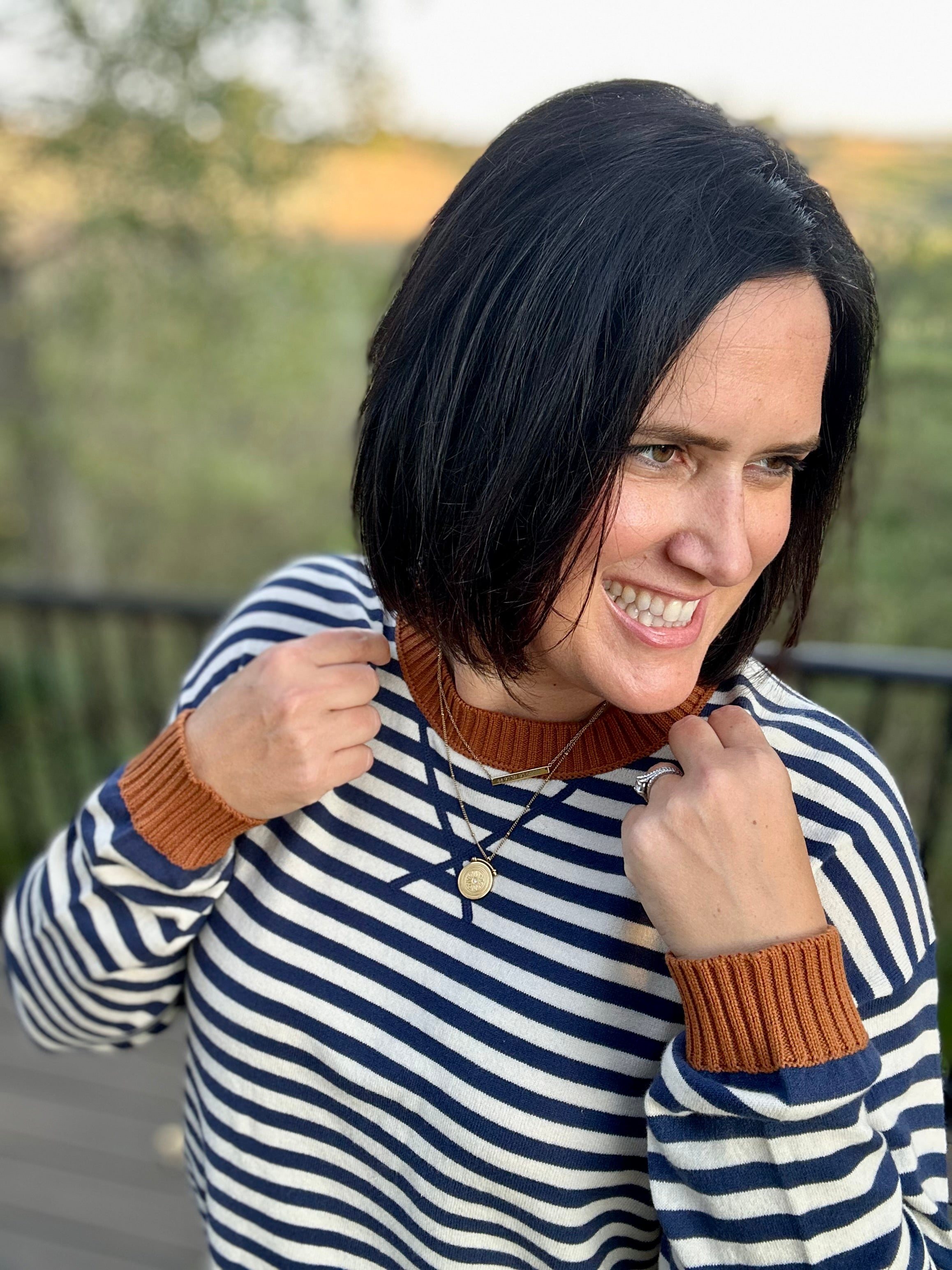 Navy Sand Stripe Contrast Collar Sweater Top - Sweater TRES BIEN