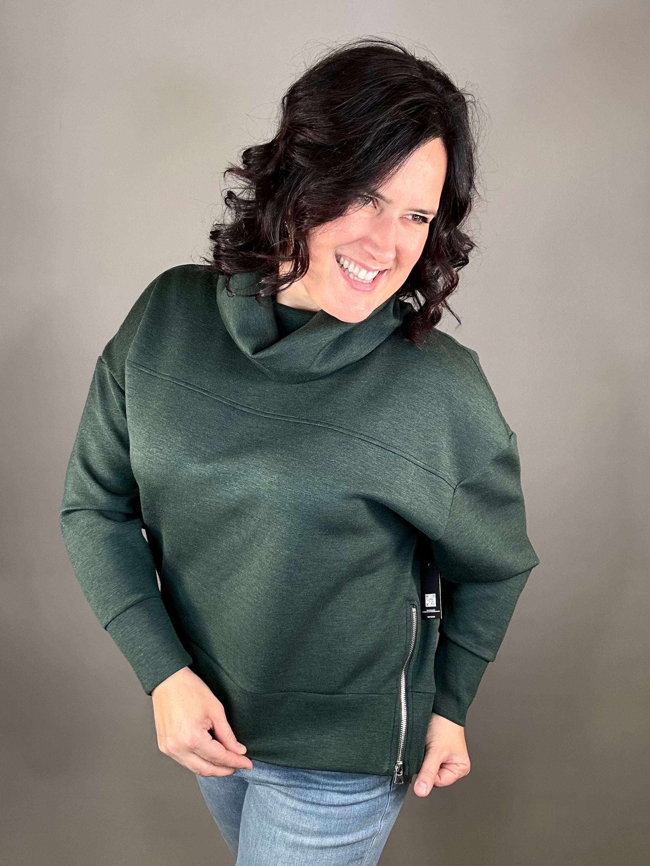 Pine Fillana Knit Pullover Top - Sweatshirt RD International