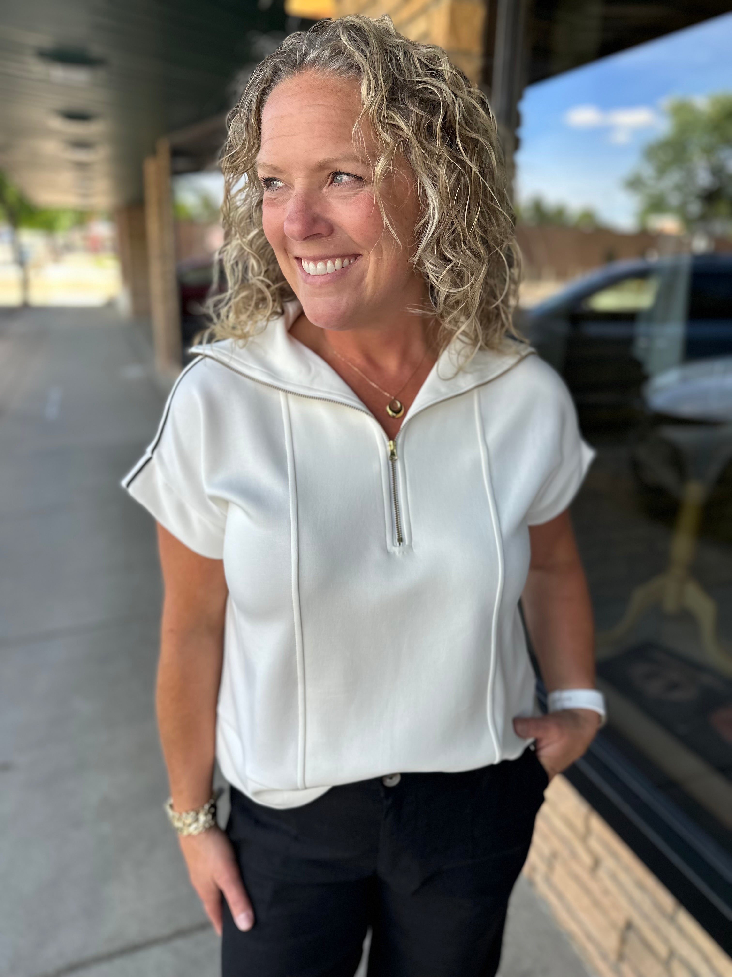 Ivory Midnight Piping Zip Top Top - Tee DOE & RAE