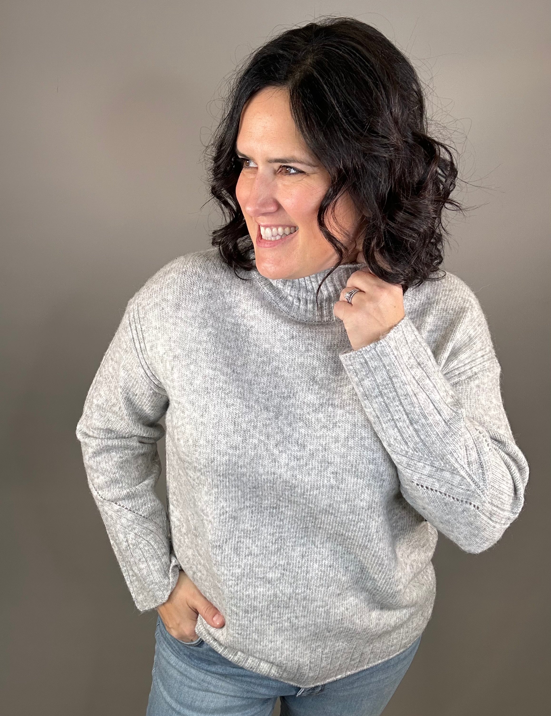 Grey Cloud Licarayen Mock Pullover Top - Sweater RD International
