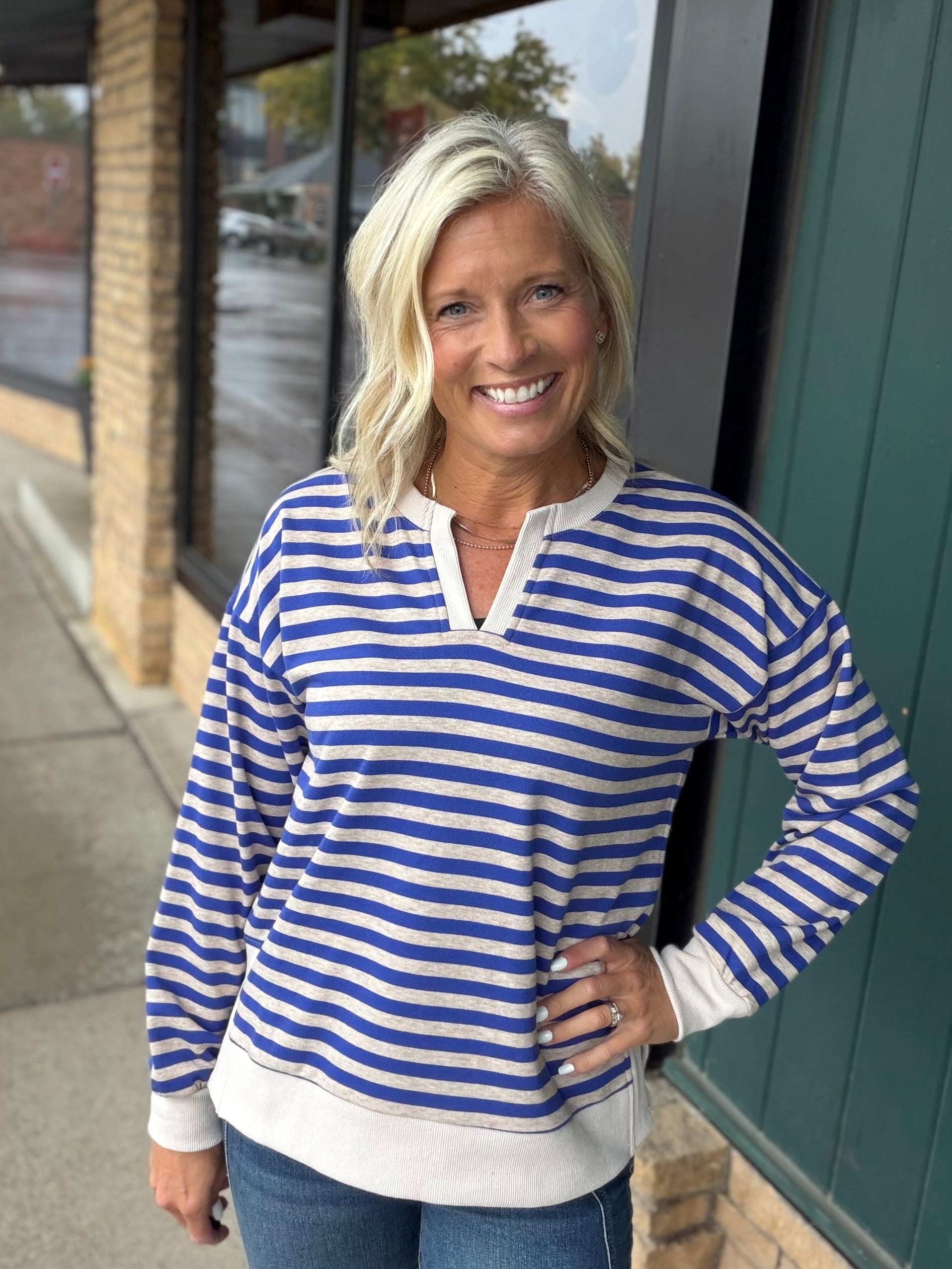 Blue Oatmeal Notch Neck LS Stripe Top Top - Sweatshirt STACCATO