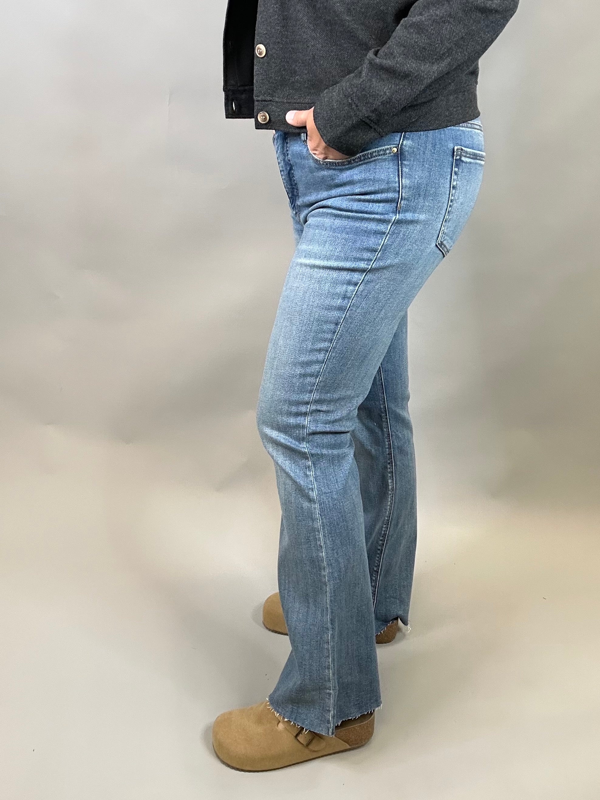 Hardworking Stella Flare Jean Bottom- Pants KUT FROM THE KLOTH