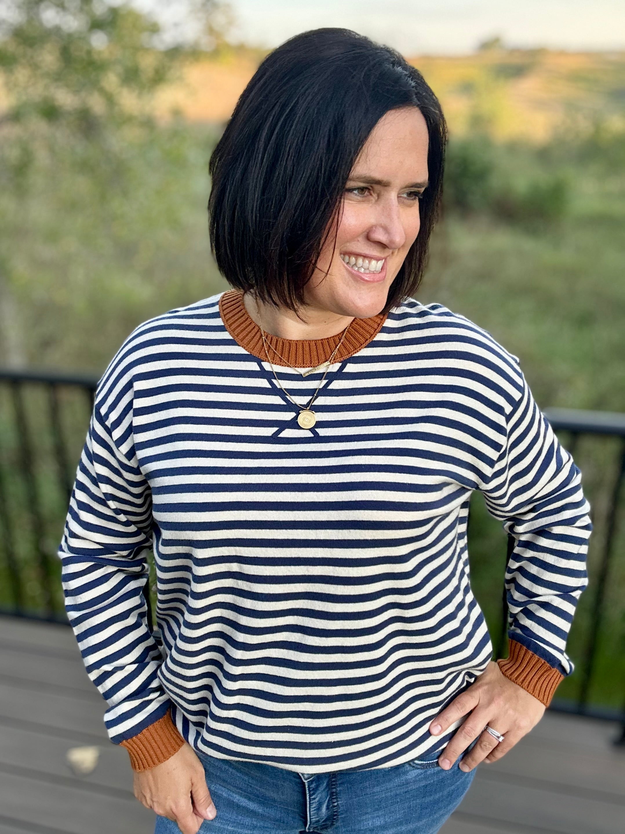 Navy Sand Stripe Contrast Collar Sweater Top - Sweater TRES BIEN