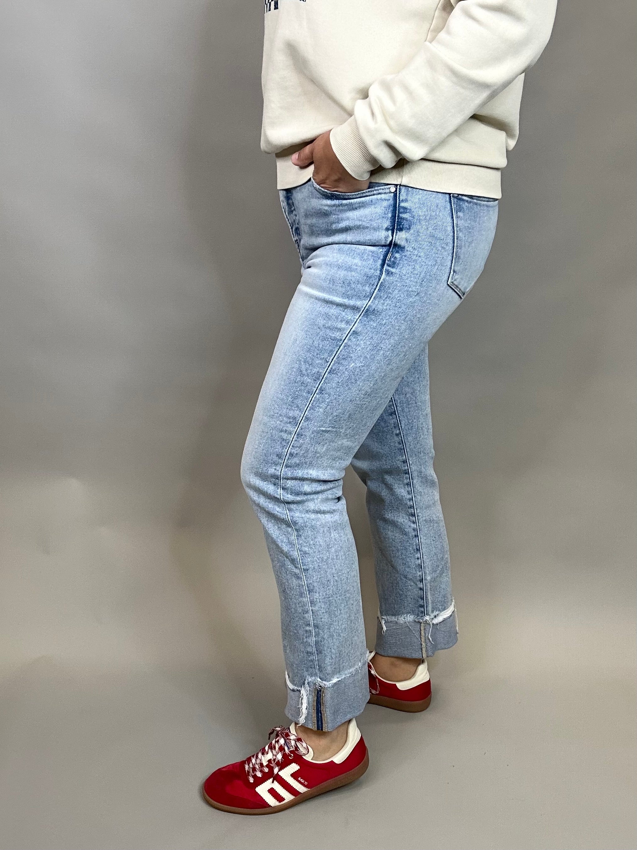 Light Straight Crop Cuffed Jeans Bottom- Pants RISEN