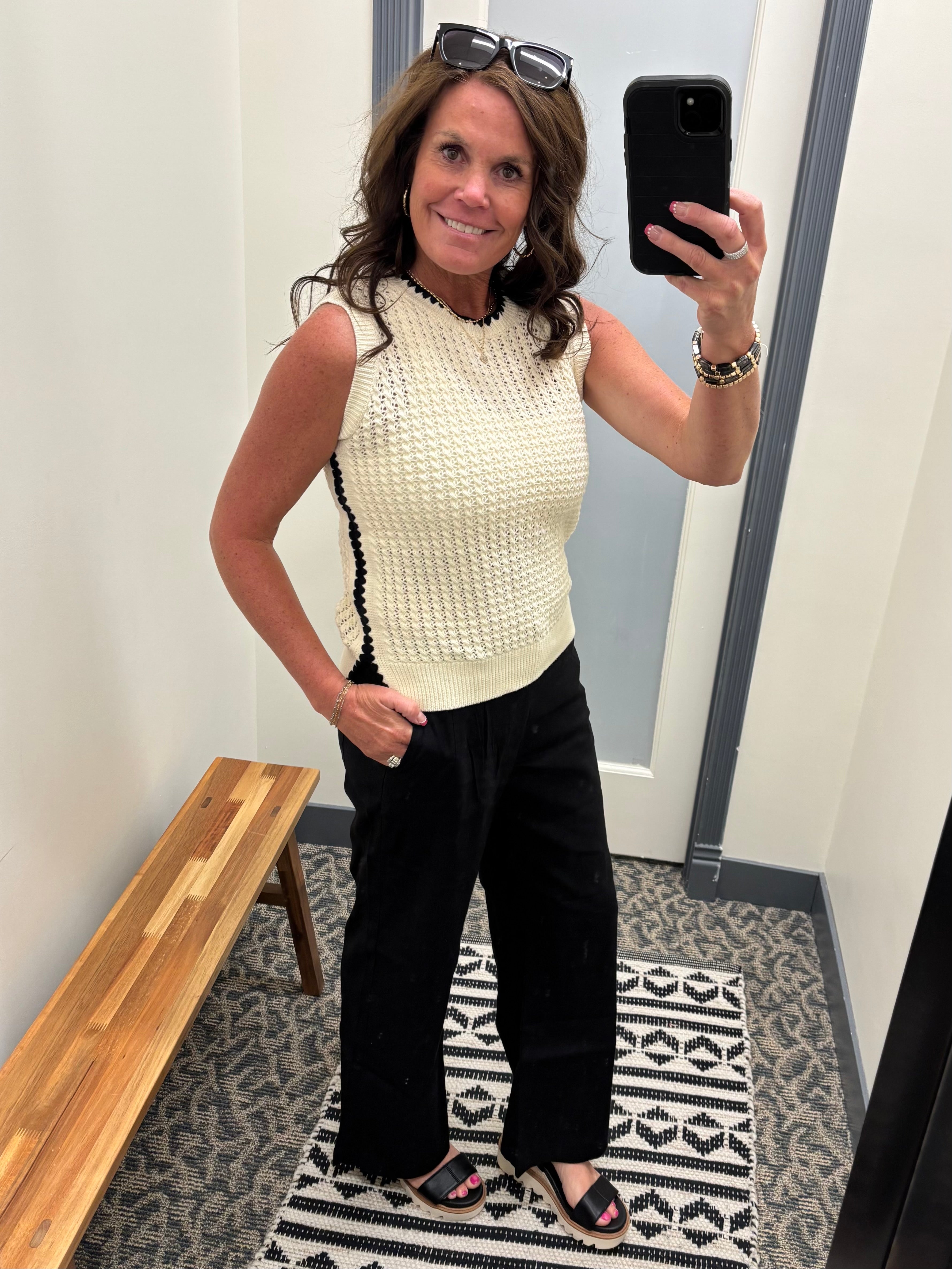 Ivory Scalloped Contrast Sweater Top - Sweater EE:SOME