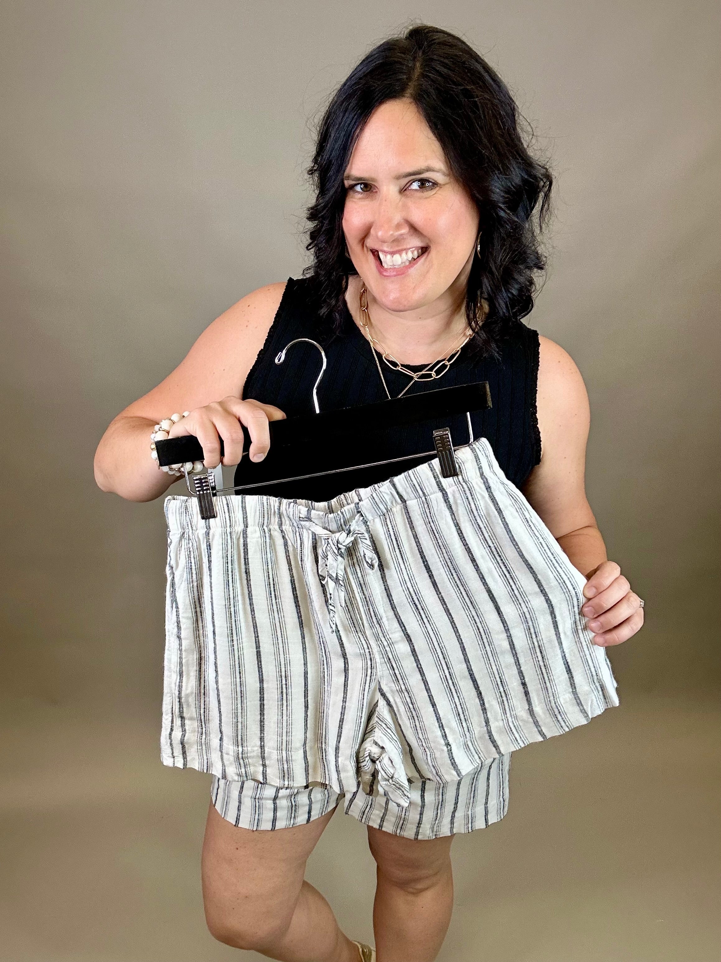 White Black Jane Shorts Bottoms - Shorts THREAD & SUPPLY