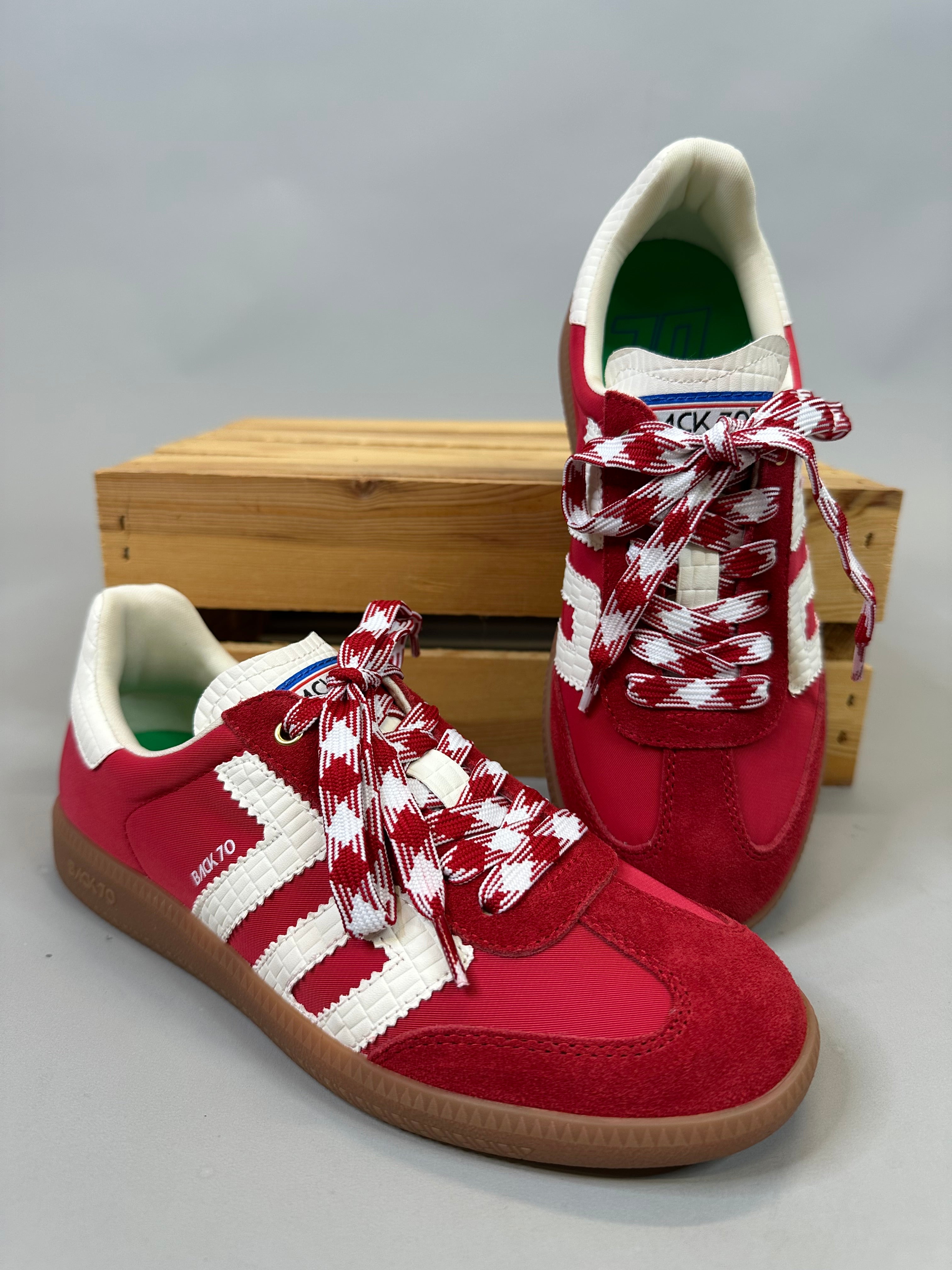 GHOST - Red Back 70 Sneaker Shoes - Sneaker Back 70