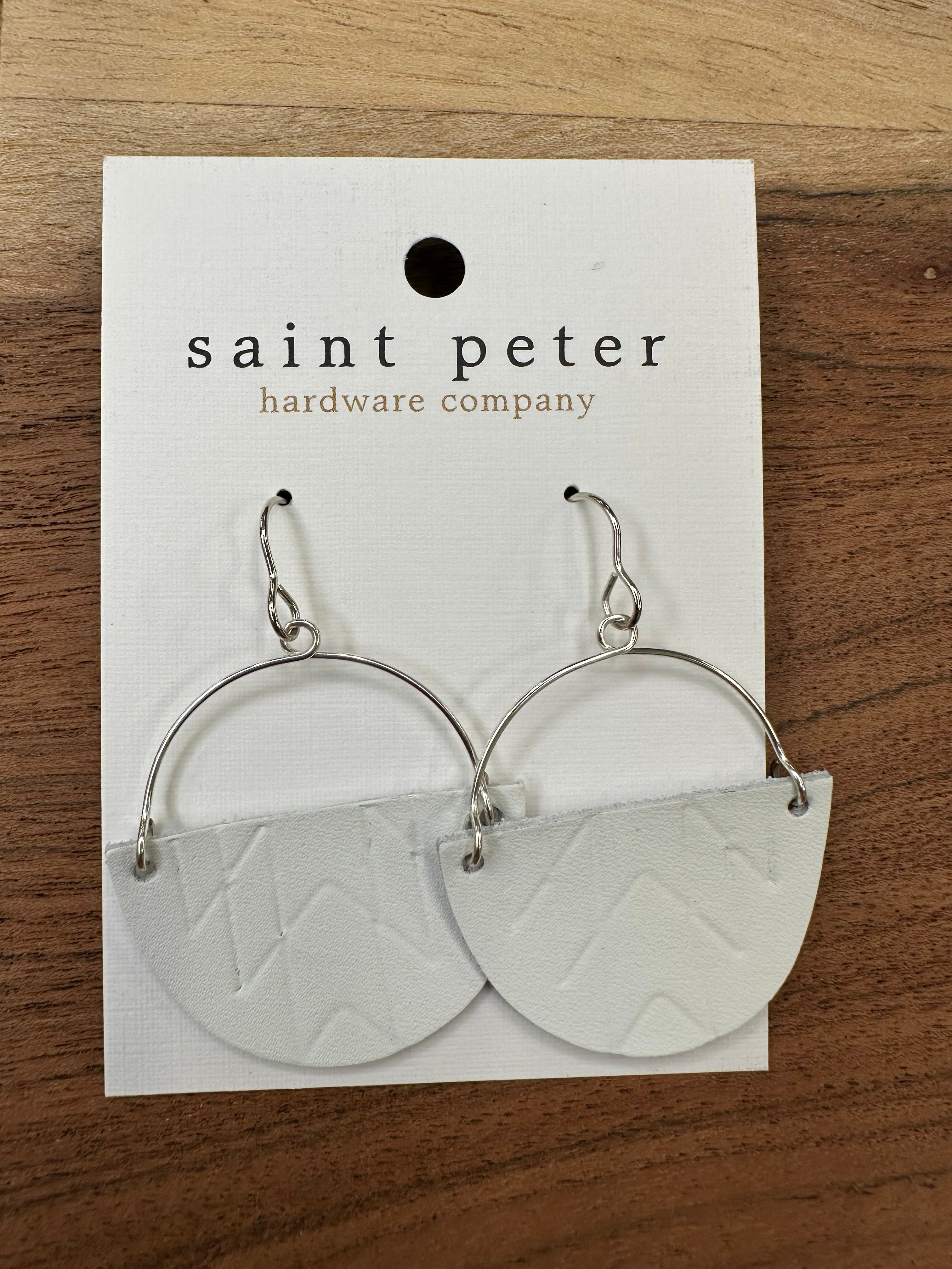 Silver Circle with White Leather Jewelry - Earrings St. Peter Hardware
